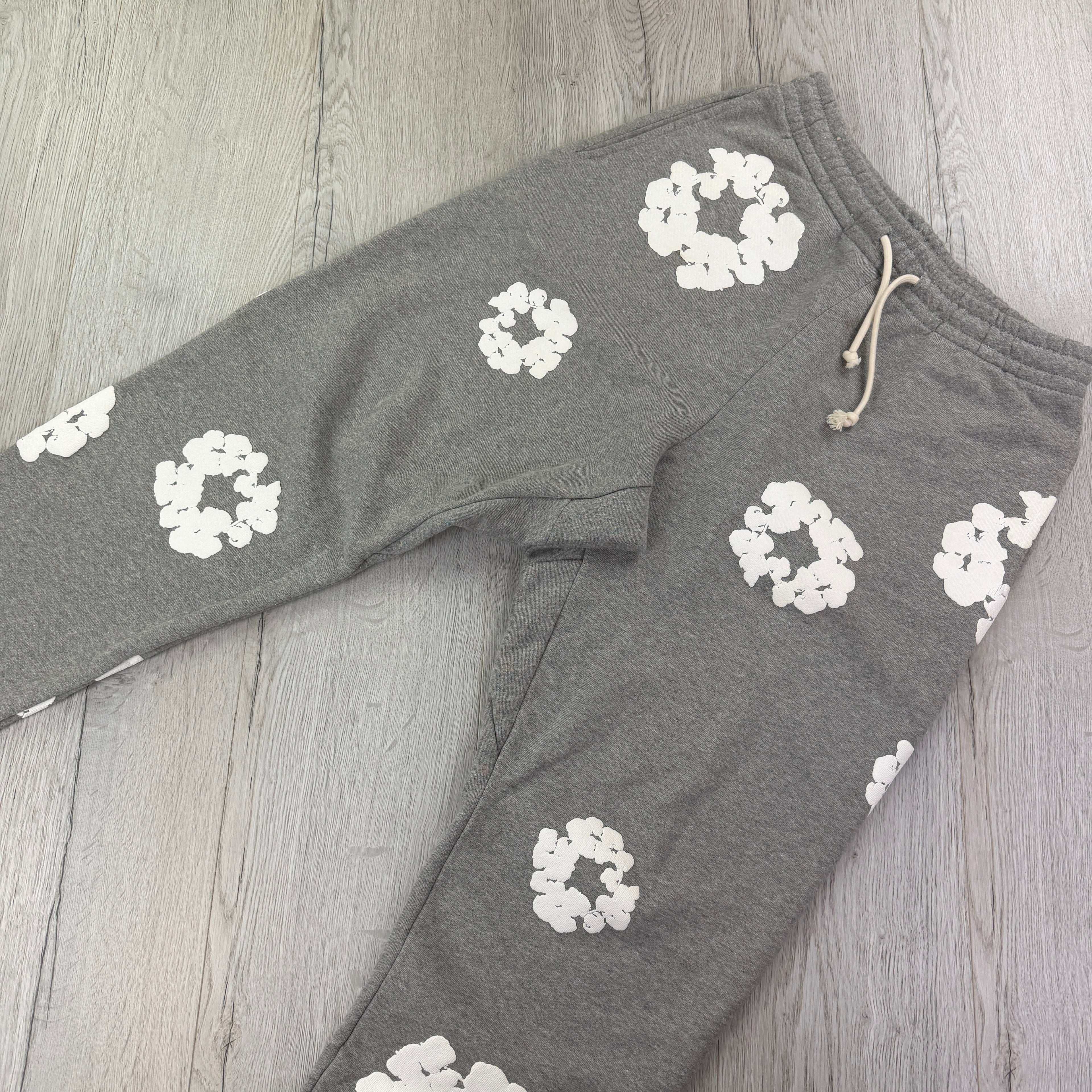 Denim Tears Men’s Grey Joggers - Medium