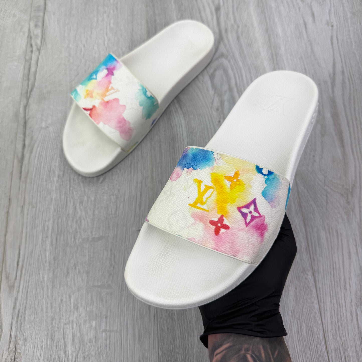 Louis Vuitton Men’s Multicolour Waterfront Mule Sliders - Uk 9