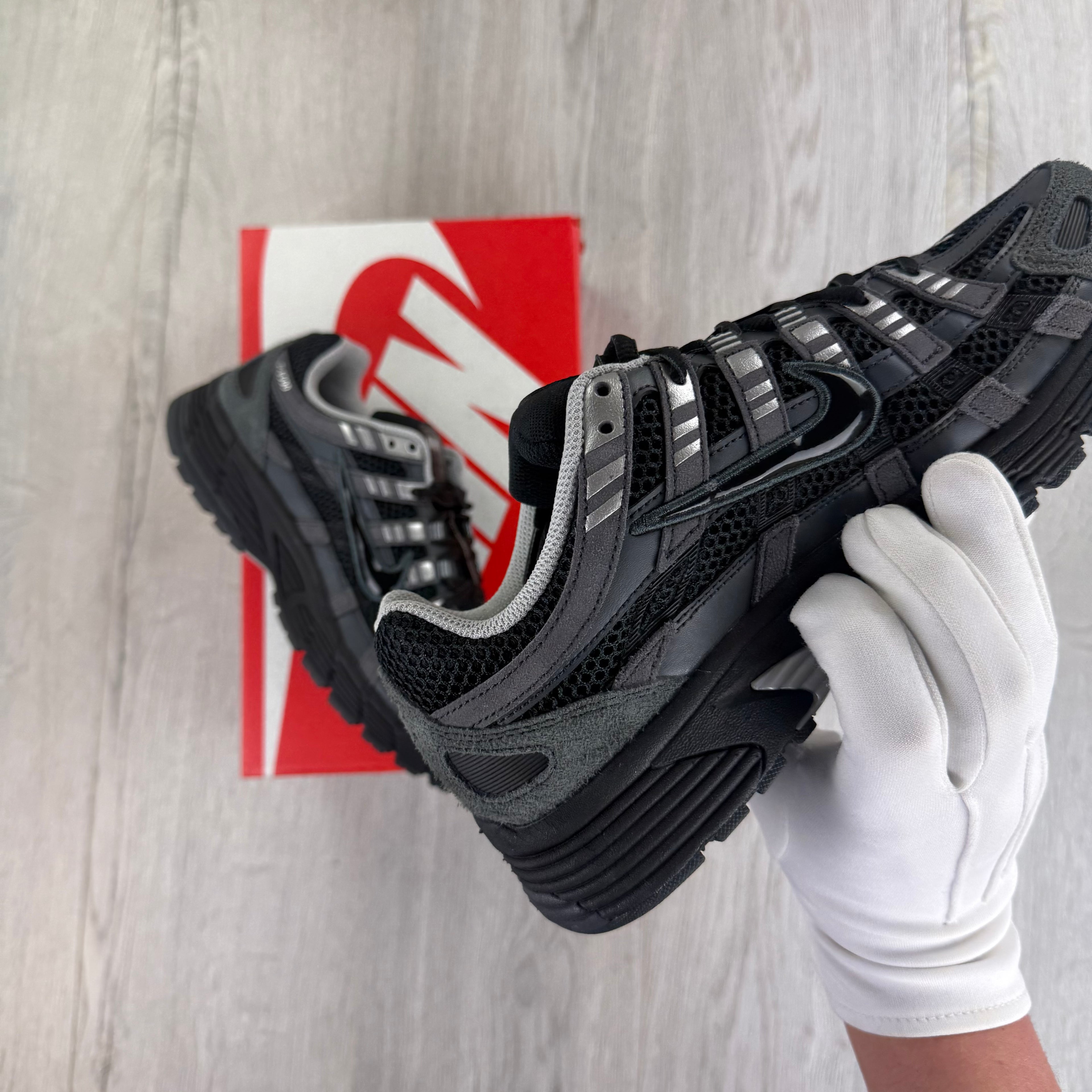 Nike P6000 Men’s Anthracite Black/Chrome Trainers