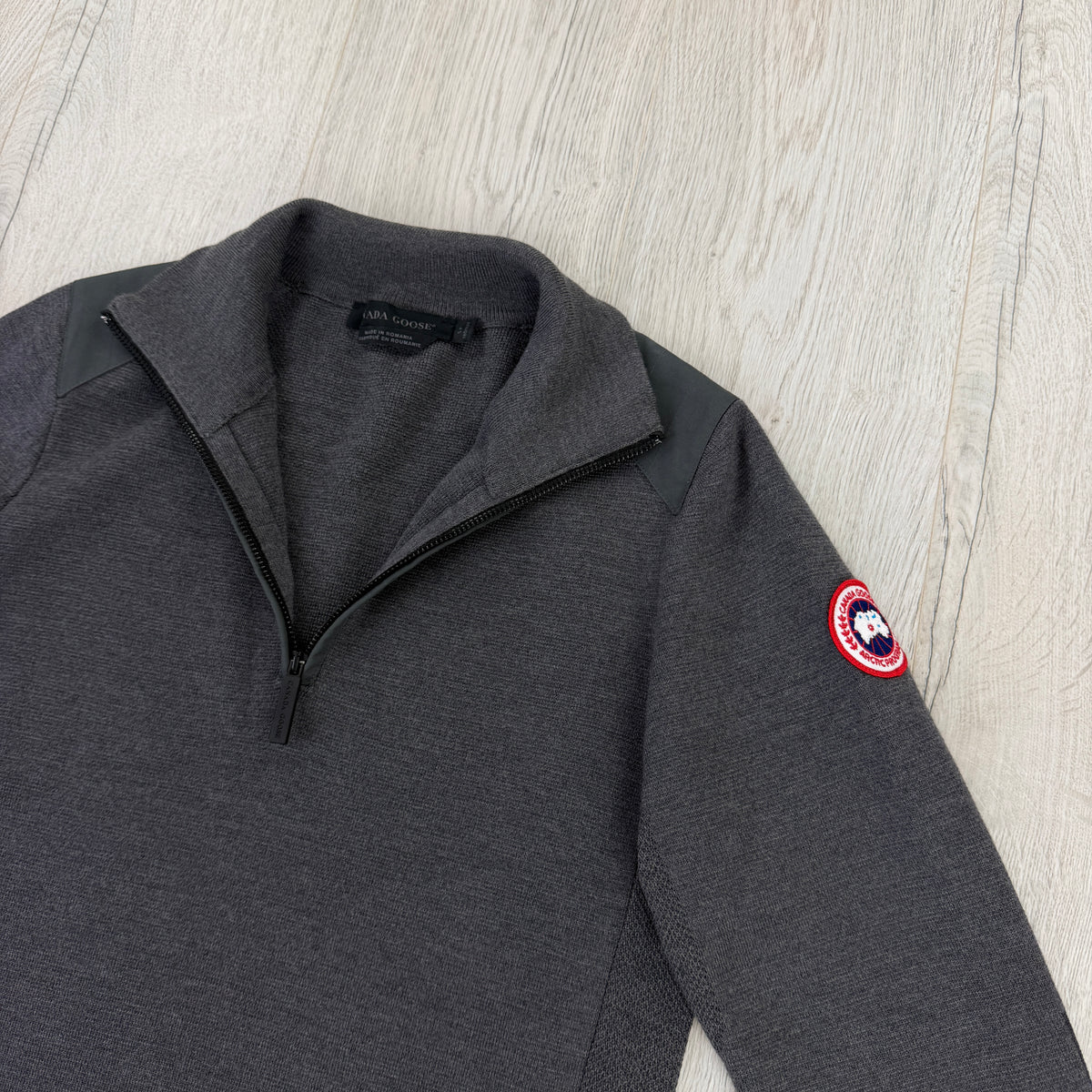 Canada Goose Men’s Grey 1/4 Zip Jumper - Small