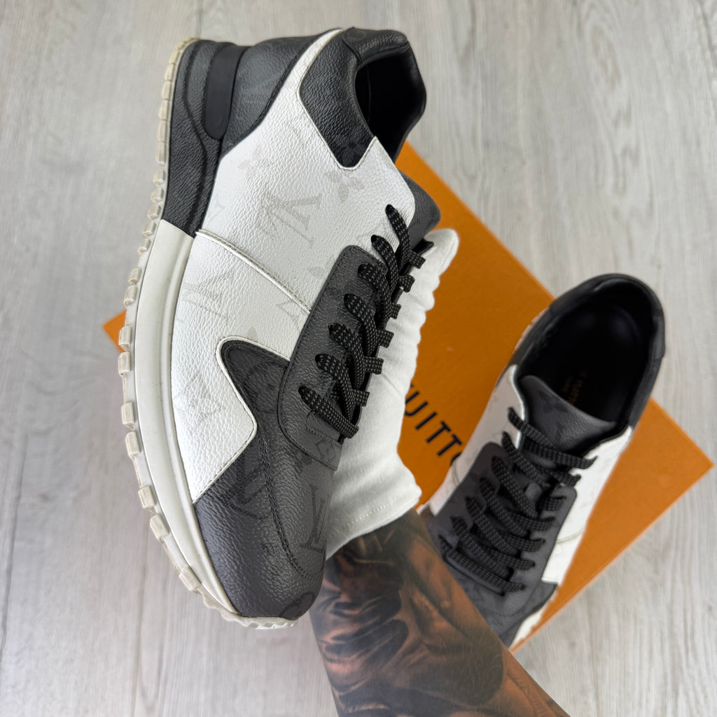 Louis Vuitton Men’s Monogram White Black Run Away Trainers - Uk 7