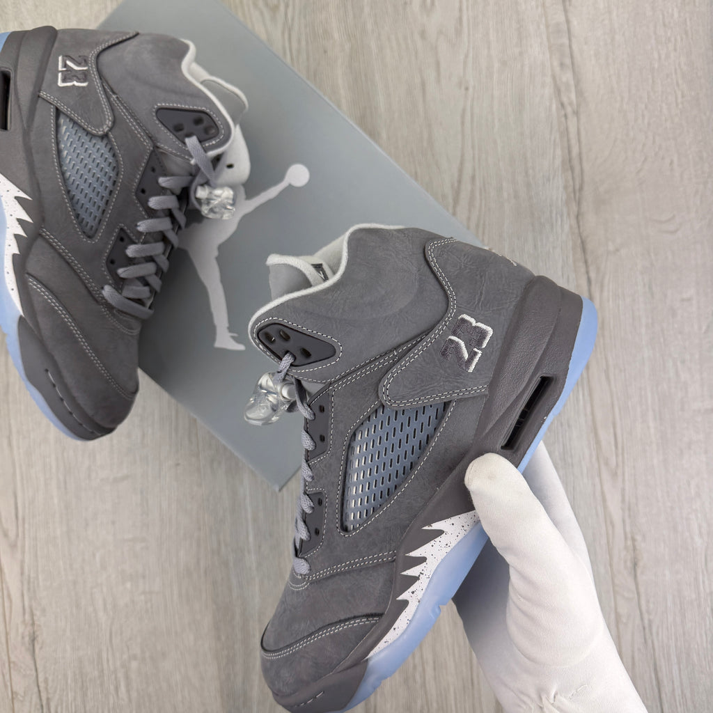 Nike Air Jordan 4 Retro Wolf Grey Trainers