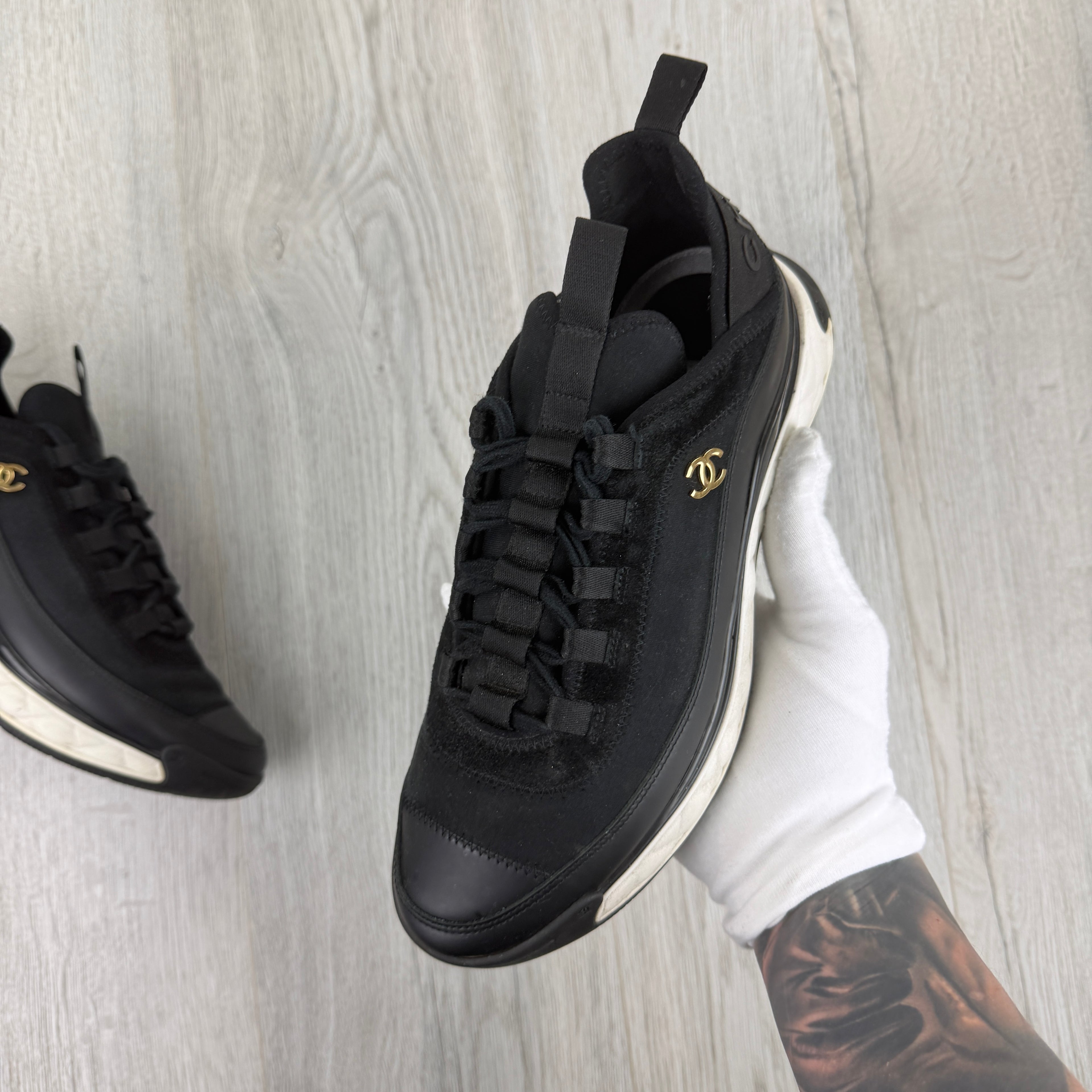 Chanel Men’s  Black CC Runners - Uk 7