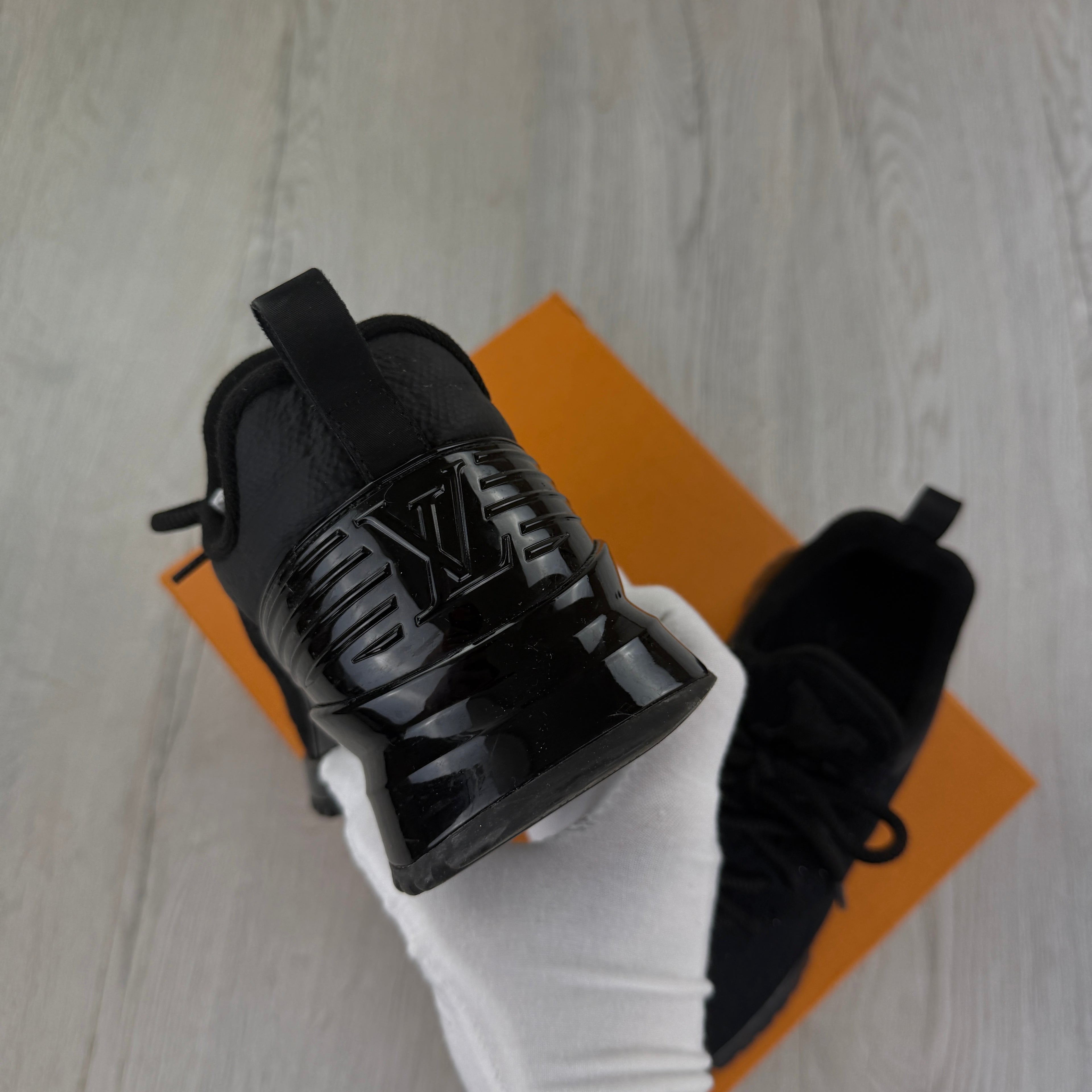 Louis Vuitton Men’s VNR Black Trainers - Uk 6.5 (Fit 7)