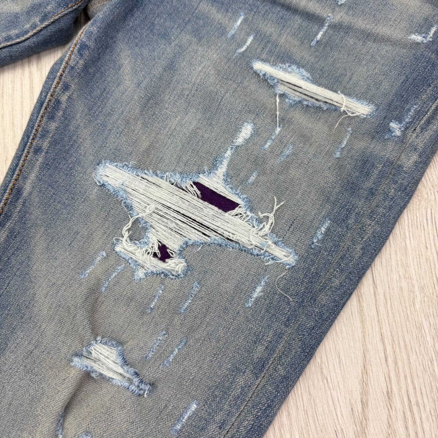 Amiri MX1 Men’s Blue Distressed Jeans With Purple Side Logo - Uk 32