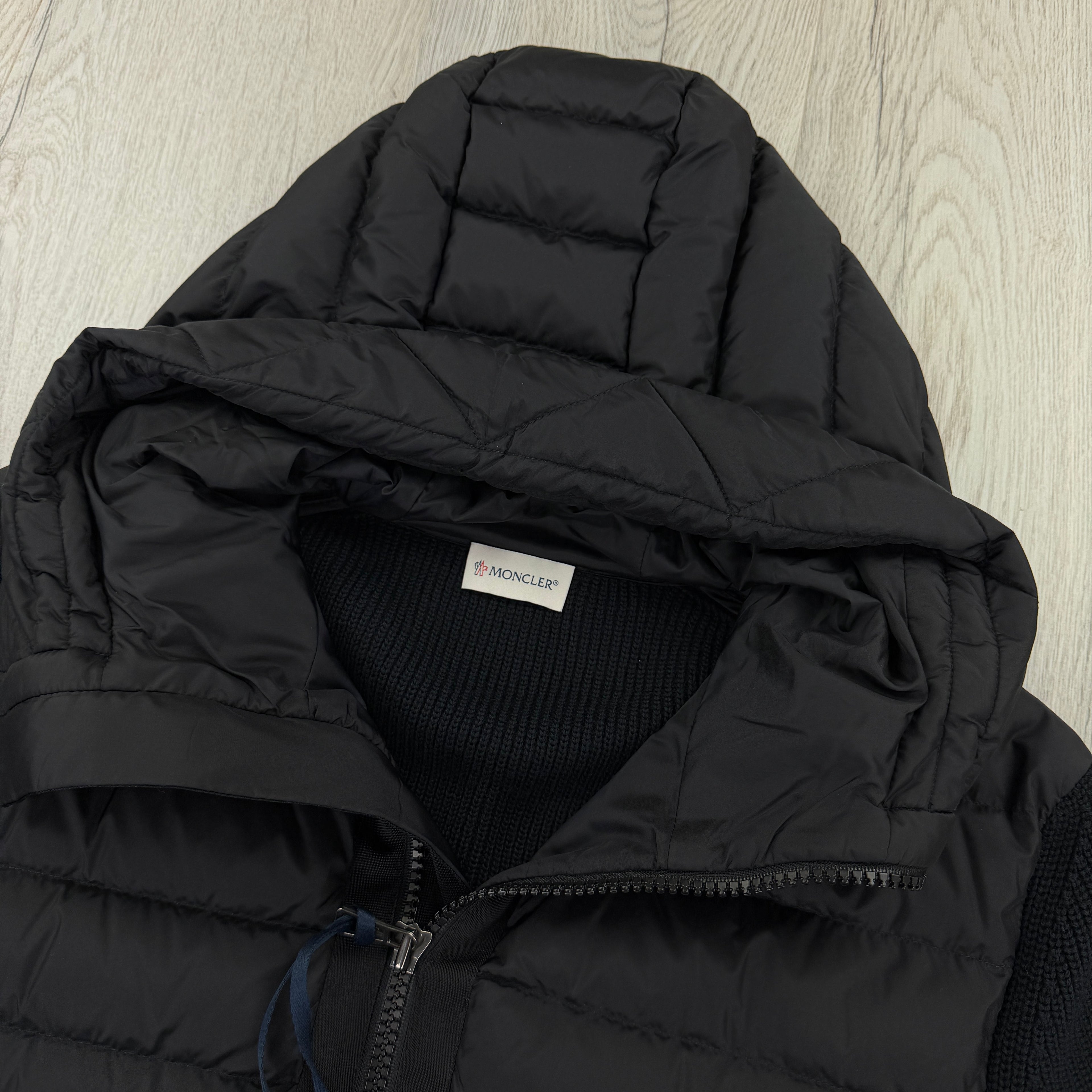 Moncler Men’s Black Maglia Tricot Cardigan - XL