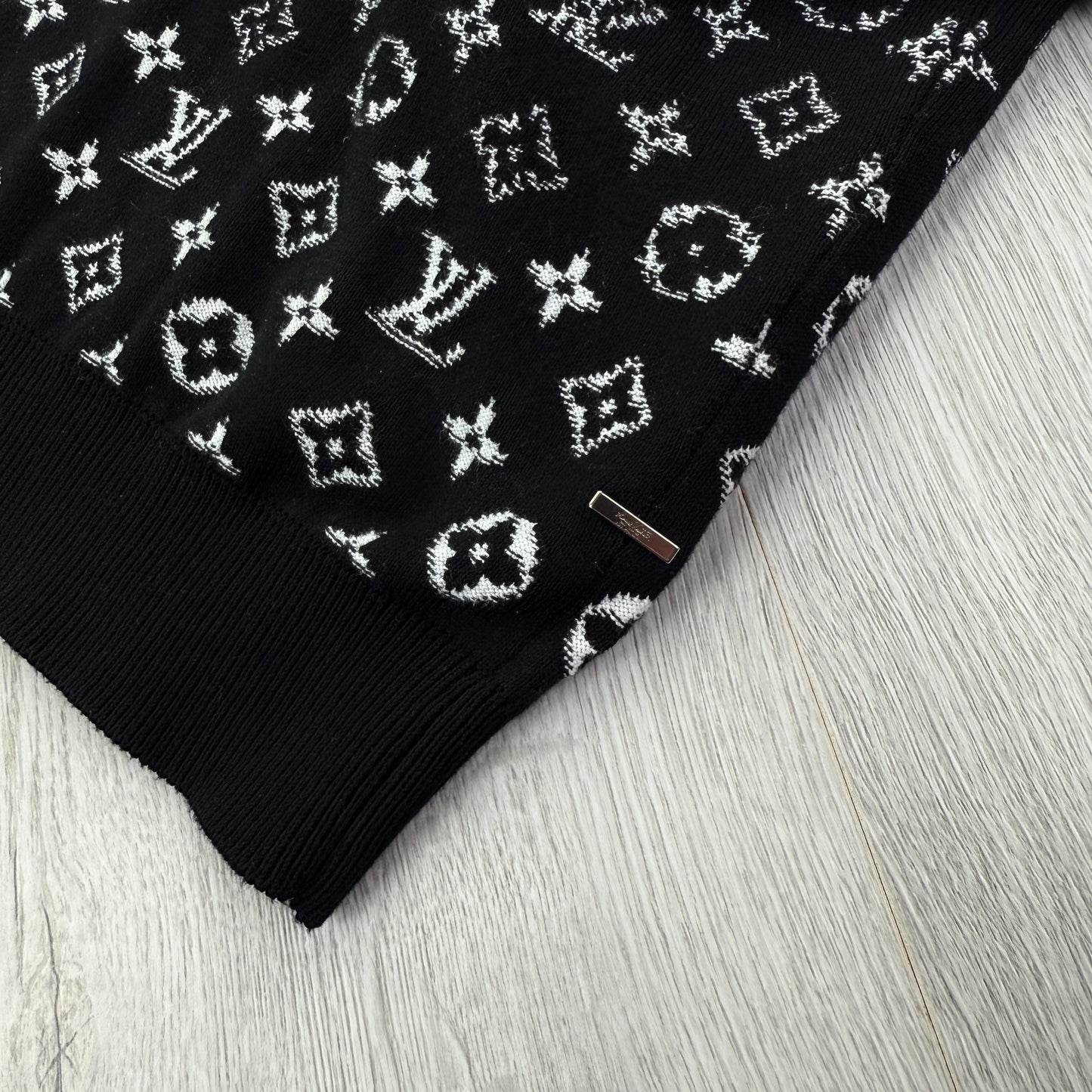 Louis Vuitton Men’s Gradient Monogram Crewneck Jumper
