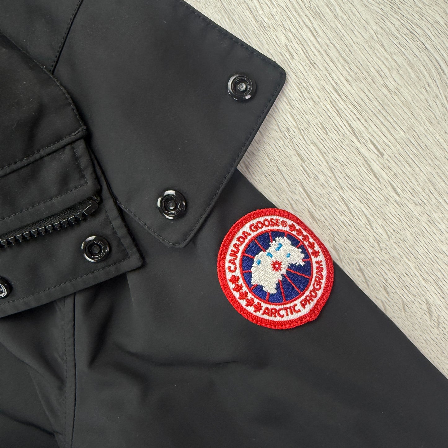 Canada Goose Men’s Black Barclay Rain Jacket - Large