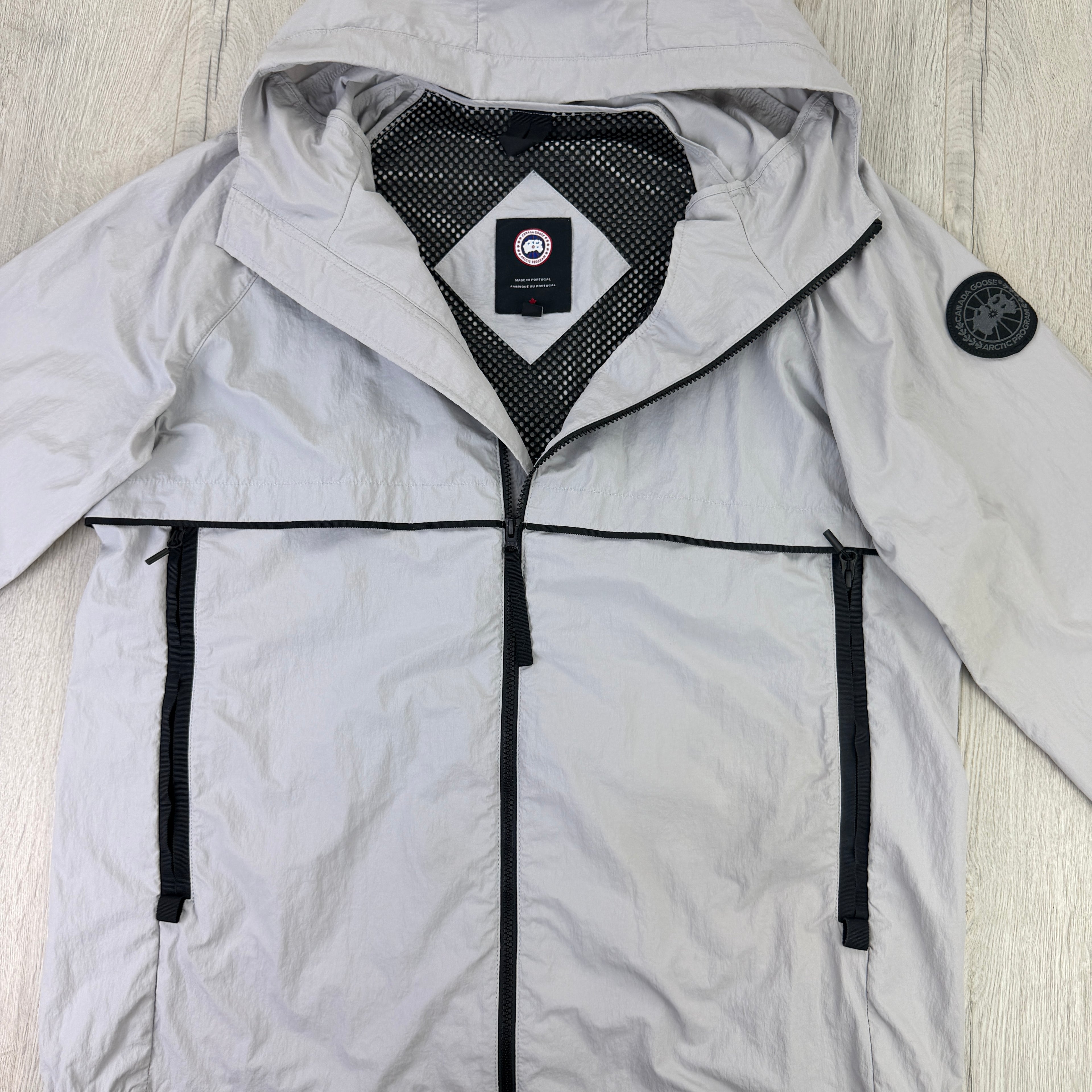 Canada Goose Men’s Light Grey Black Badge Windbreaker Jacket - XL