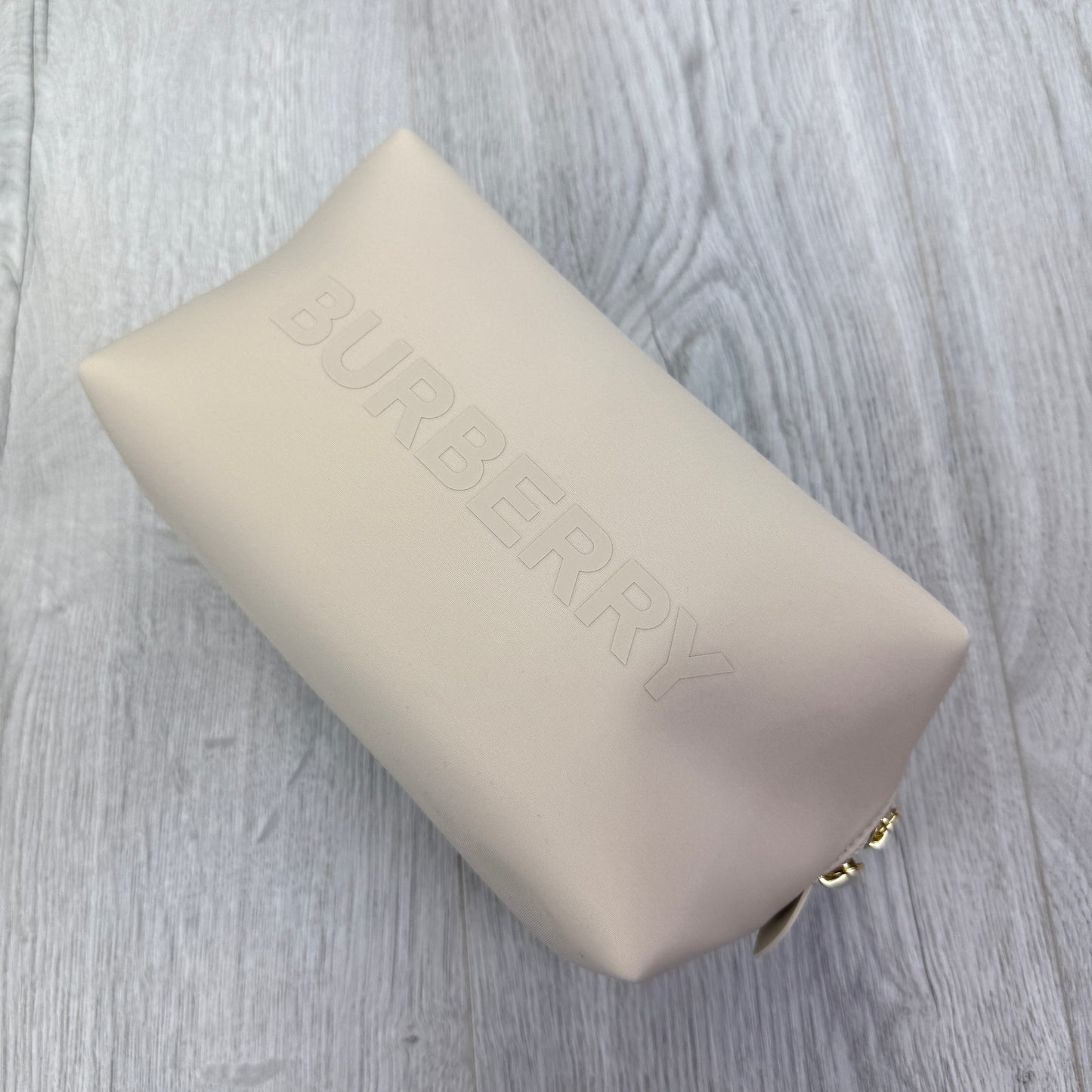 Burberry Beige / Cream Wash-bag