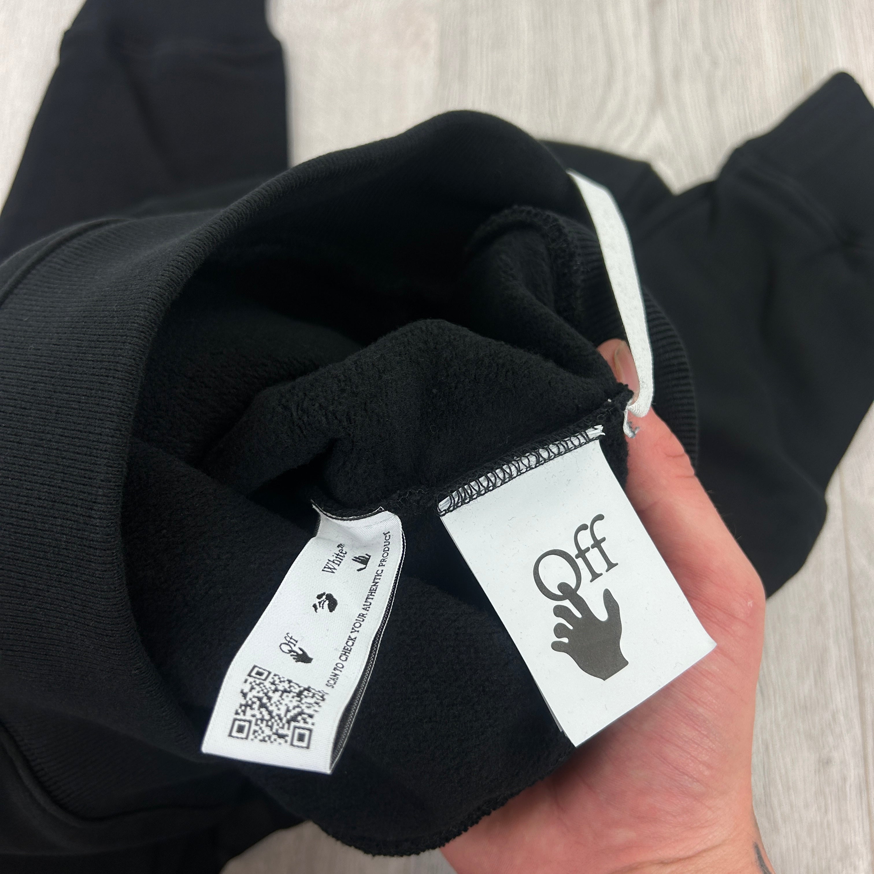 Off White Men’s Black Caravaggio Pullover Hoodie - Small