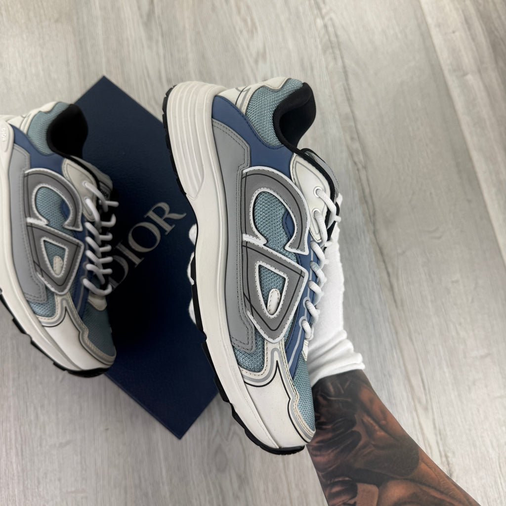 Dior B30 Men’s Baby Blue & White Trainers - 41 (Fit Uk 7)