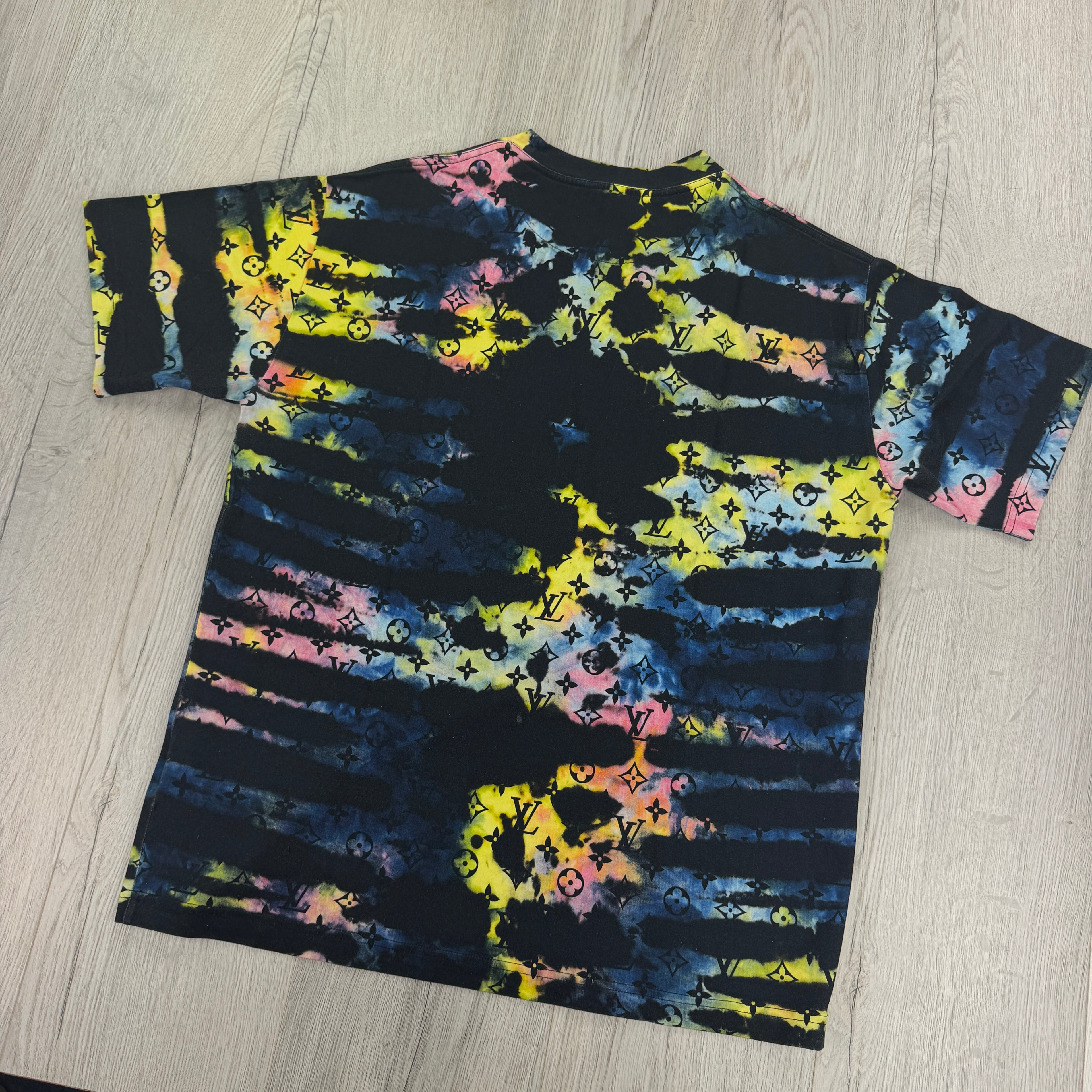 Louis Vuitton Men’s Monogram Tie Dye T-shirt - Medium