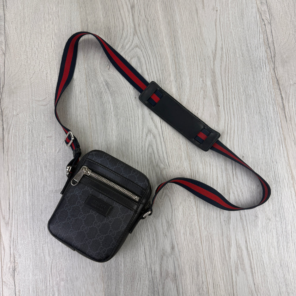 Gucci Men’s Black Small Shoulder Bag