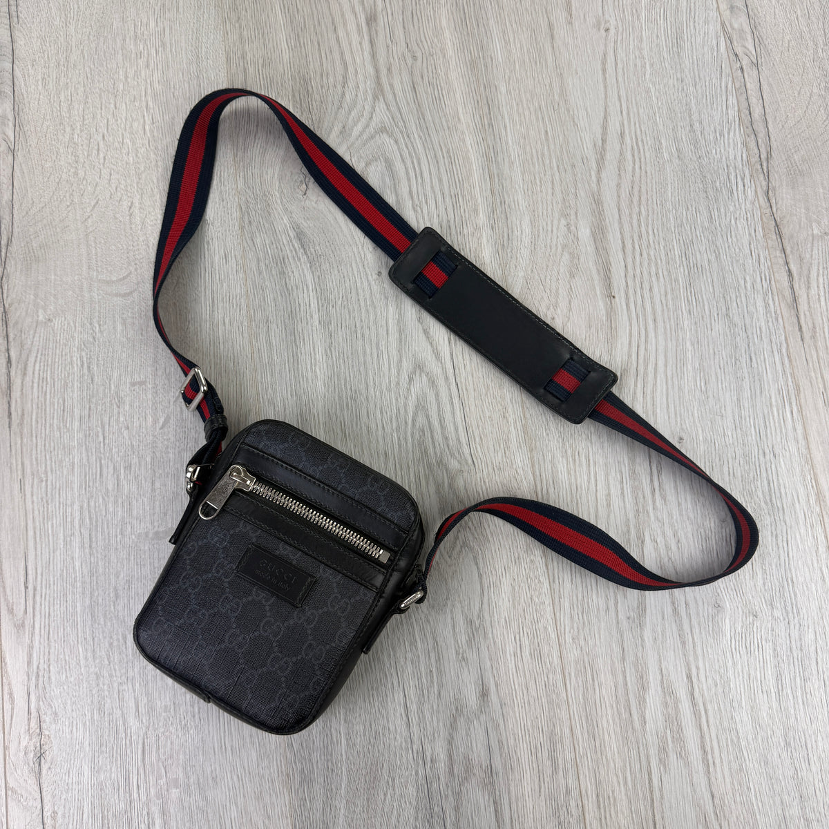 Gucci Men’s Black Small Shoulder Bag