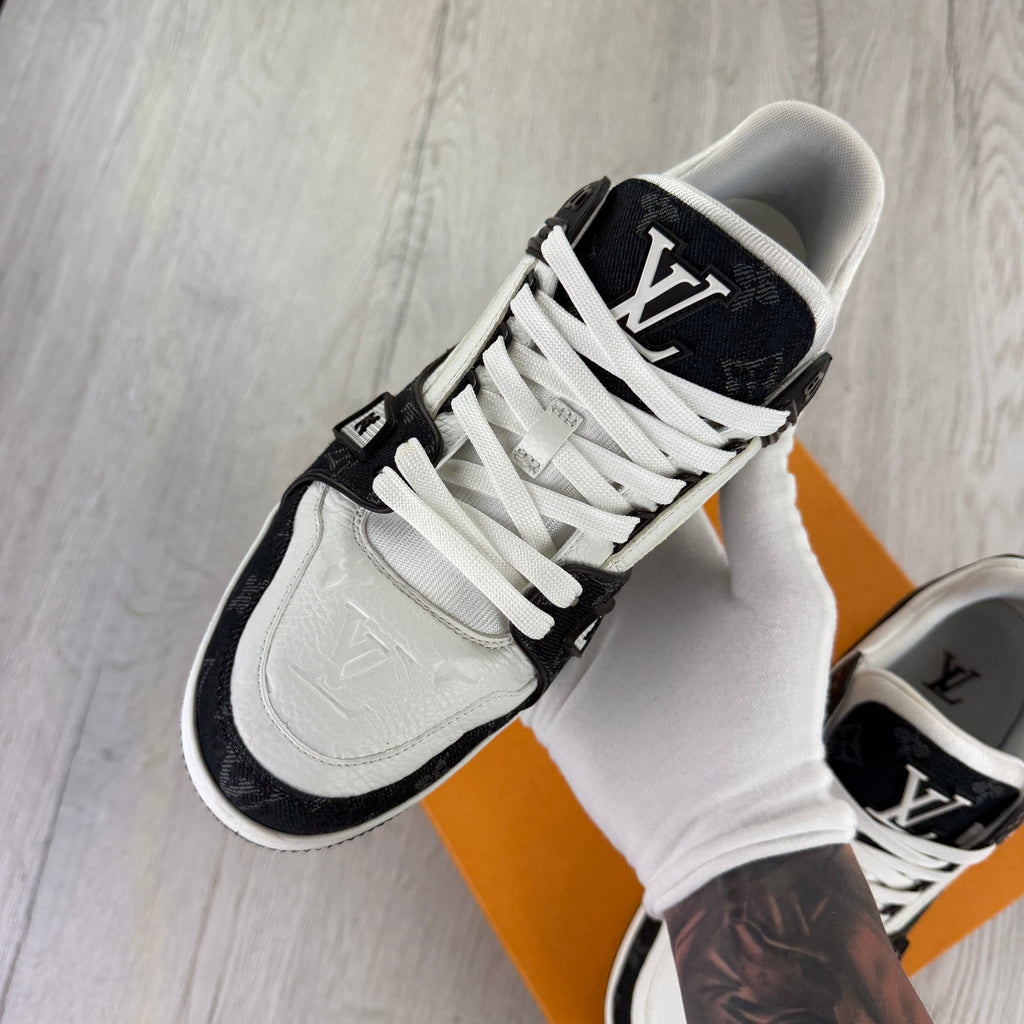 Louis Vuitton Men’s Black & White Low Trainers - Uk 7 (Fit Uk 8)