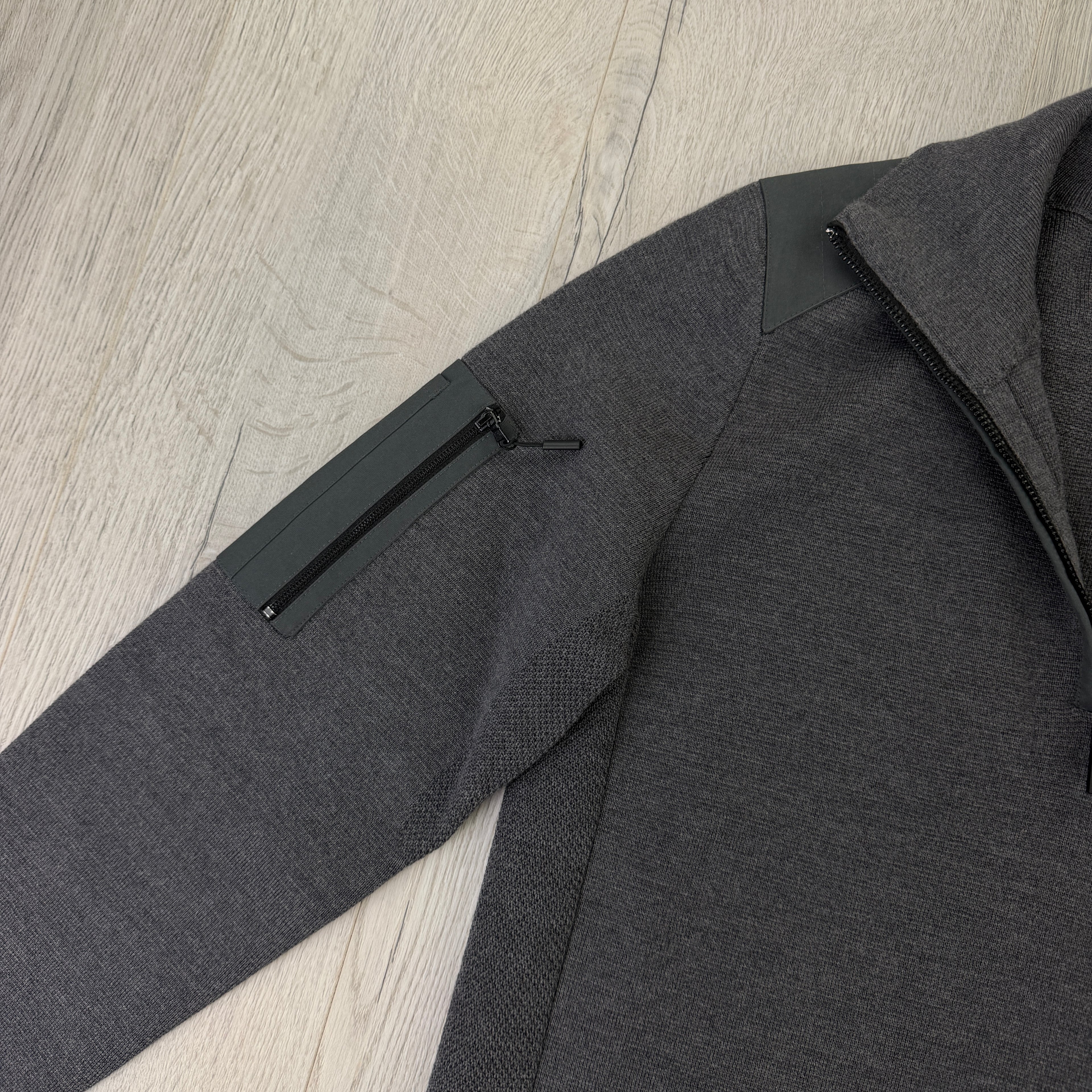 Canada Goose Men’s Grey 1/4 Zip Jumper - Small