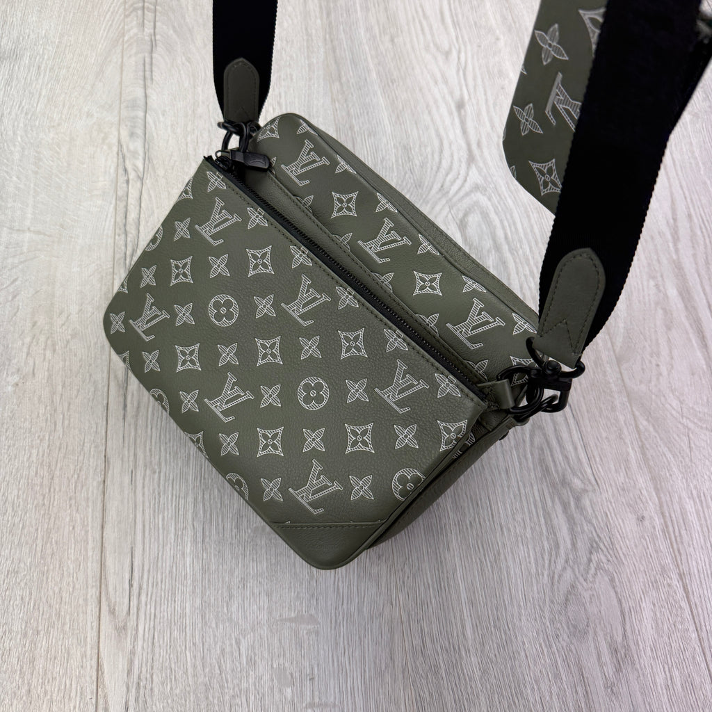 Louis Vuitton Men’s Olive / Khaki Monogram Trio Messenger Bag