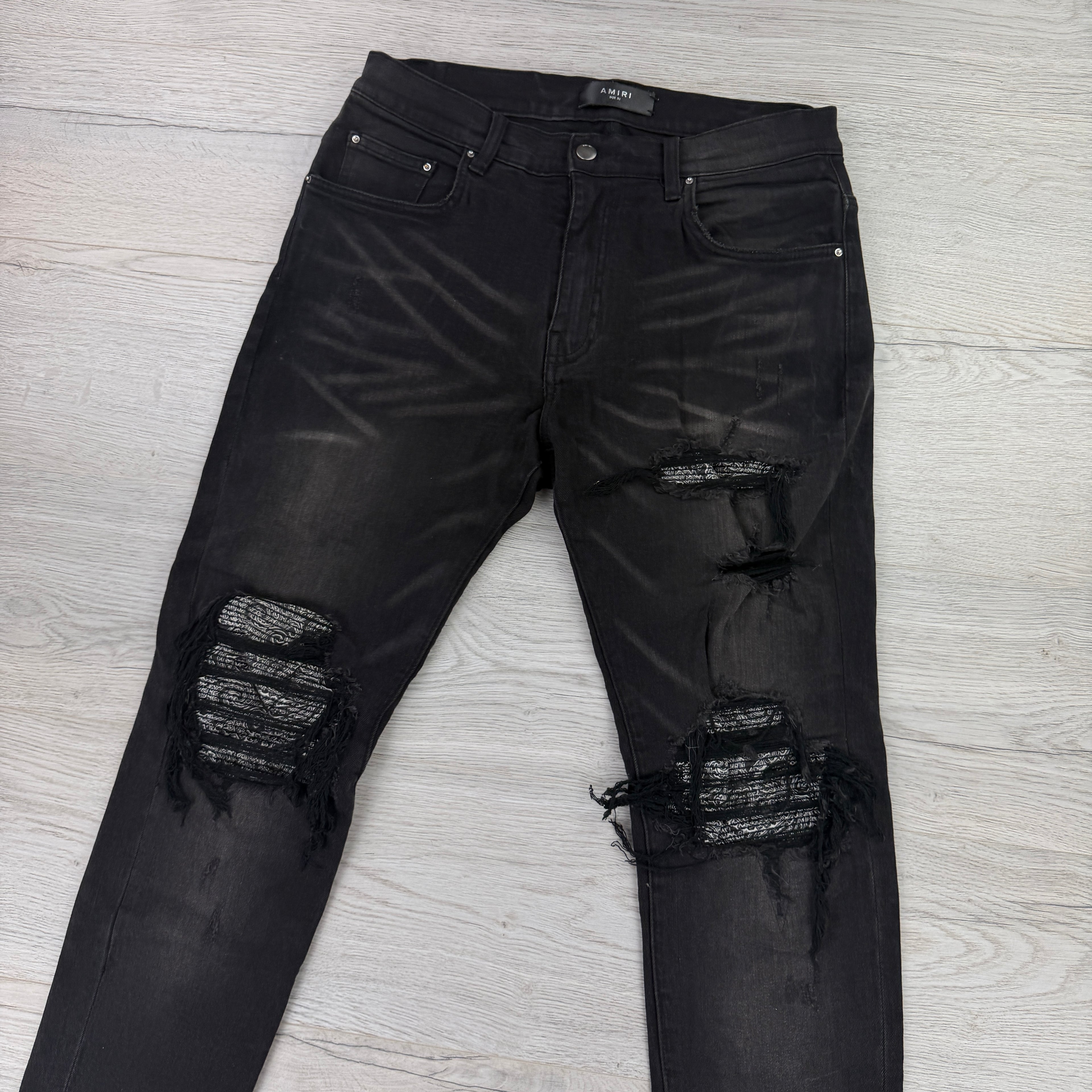 Amiri Men’s Boucle MX1 Aged Black Distressed Jeans - Uk 30/31