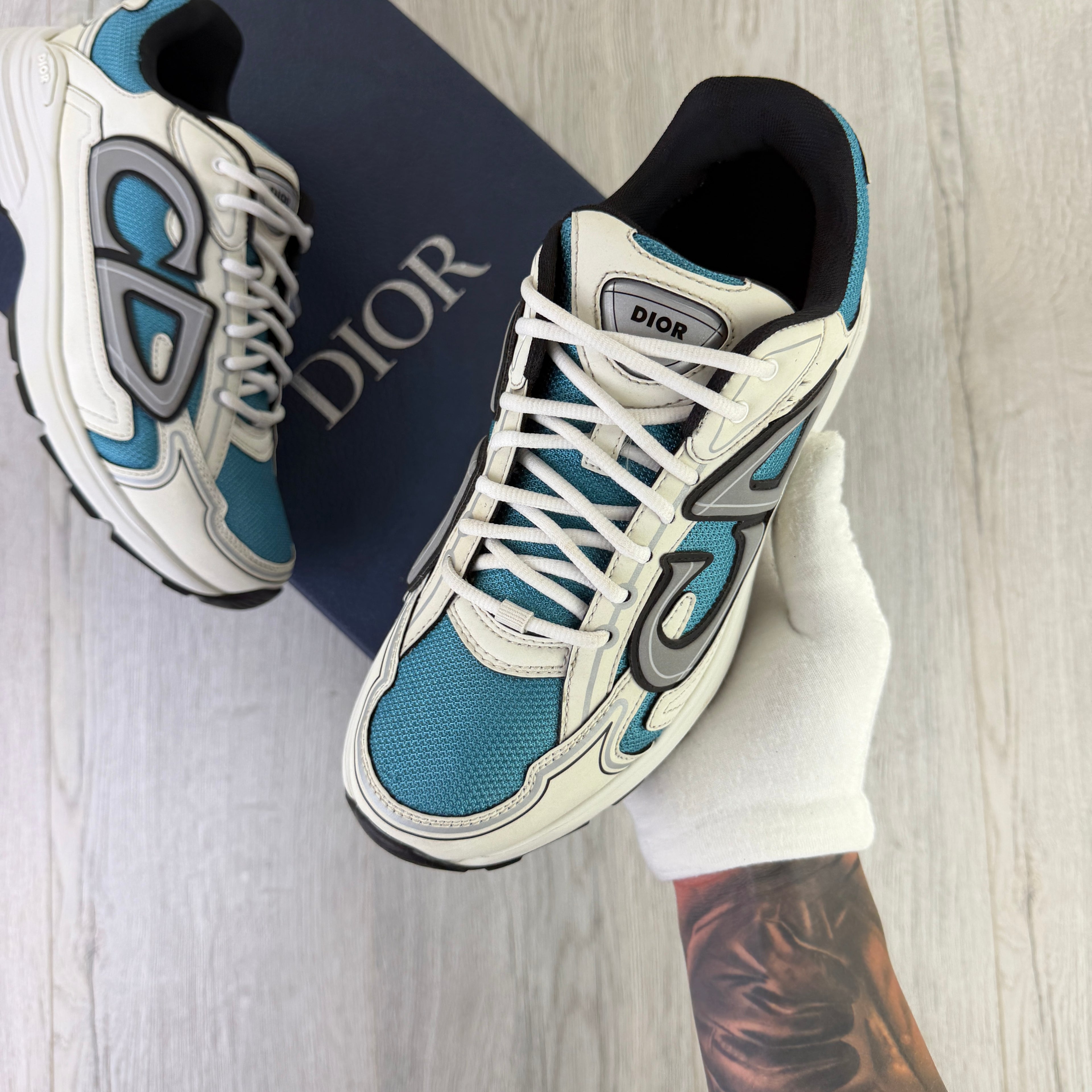 Dior B30 Men’s Beige & Blue Trainers - 41 (Uk 7)