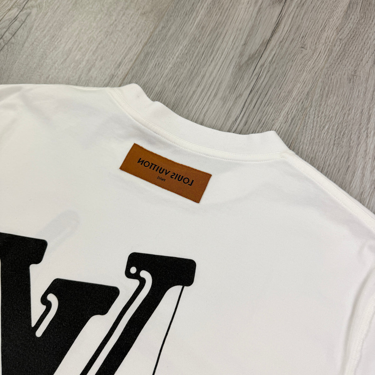 Louis Vuitton Men’s White T-shirt - Medium