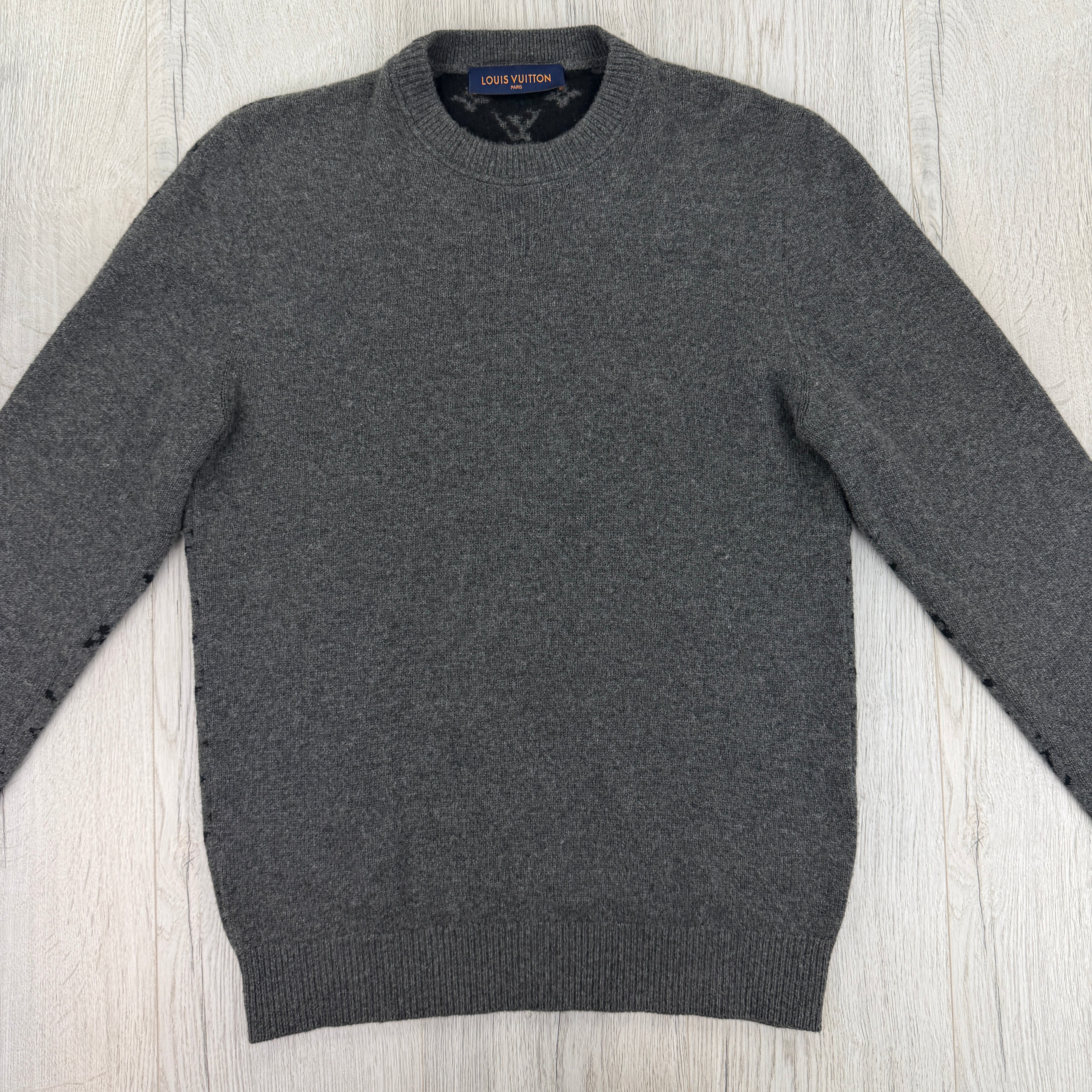 Louis Vuitton Men’s Grey Crewneck Cashmere Jumper - Medium