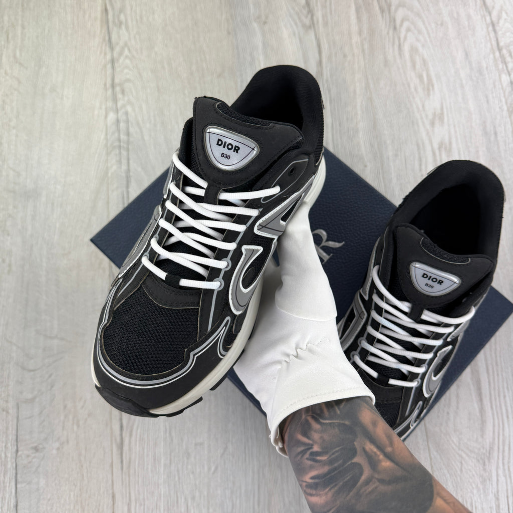 Dior B30 Men’s Black & White Trainers - 43 (Fit Uk 9)