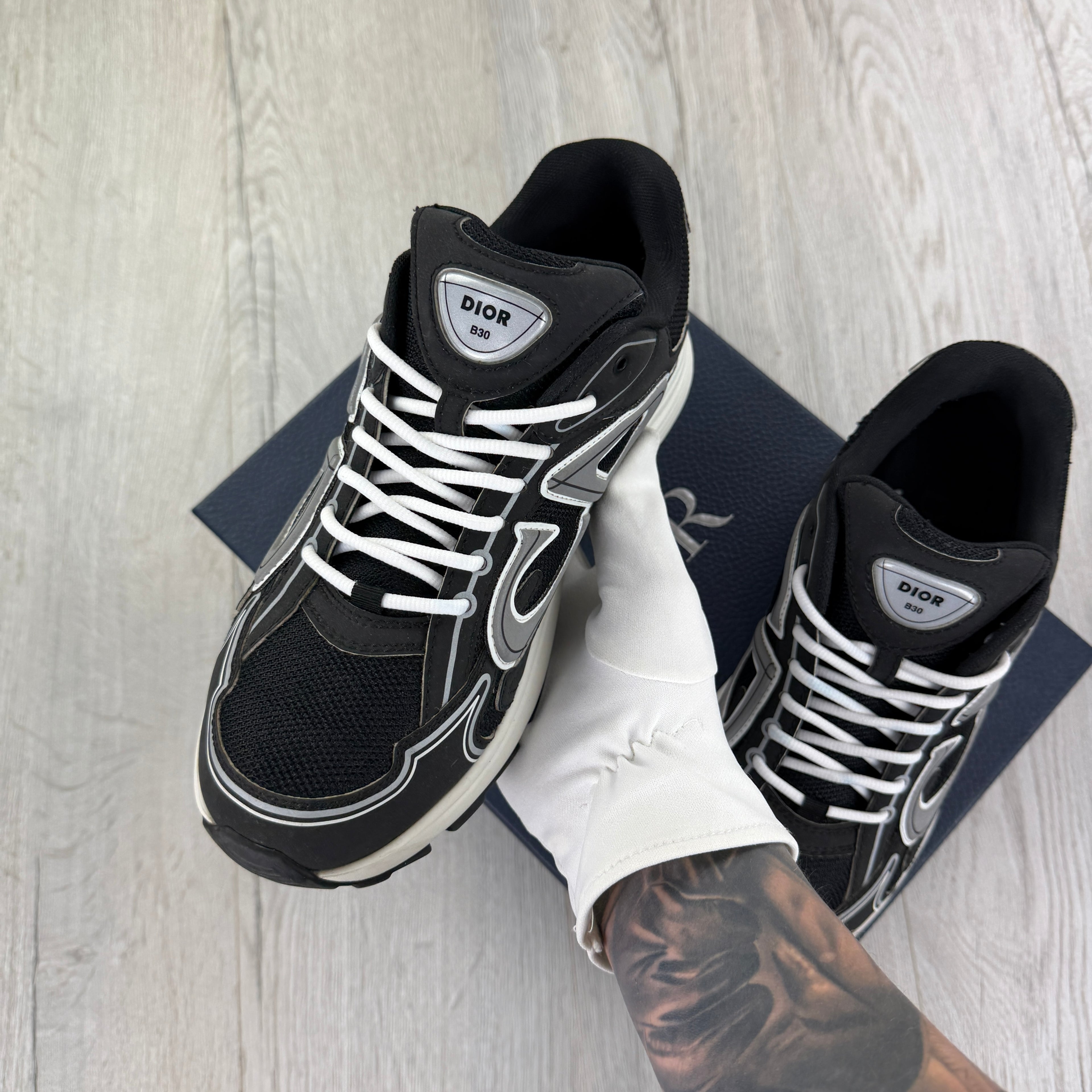 Dior B30 Men’s Black & White Trainers - 43 (Fit Uk 9)
