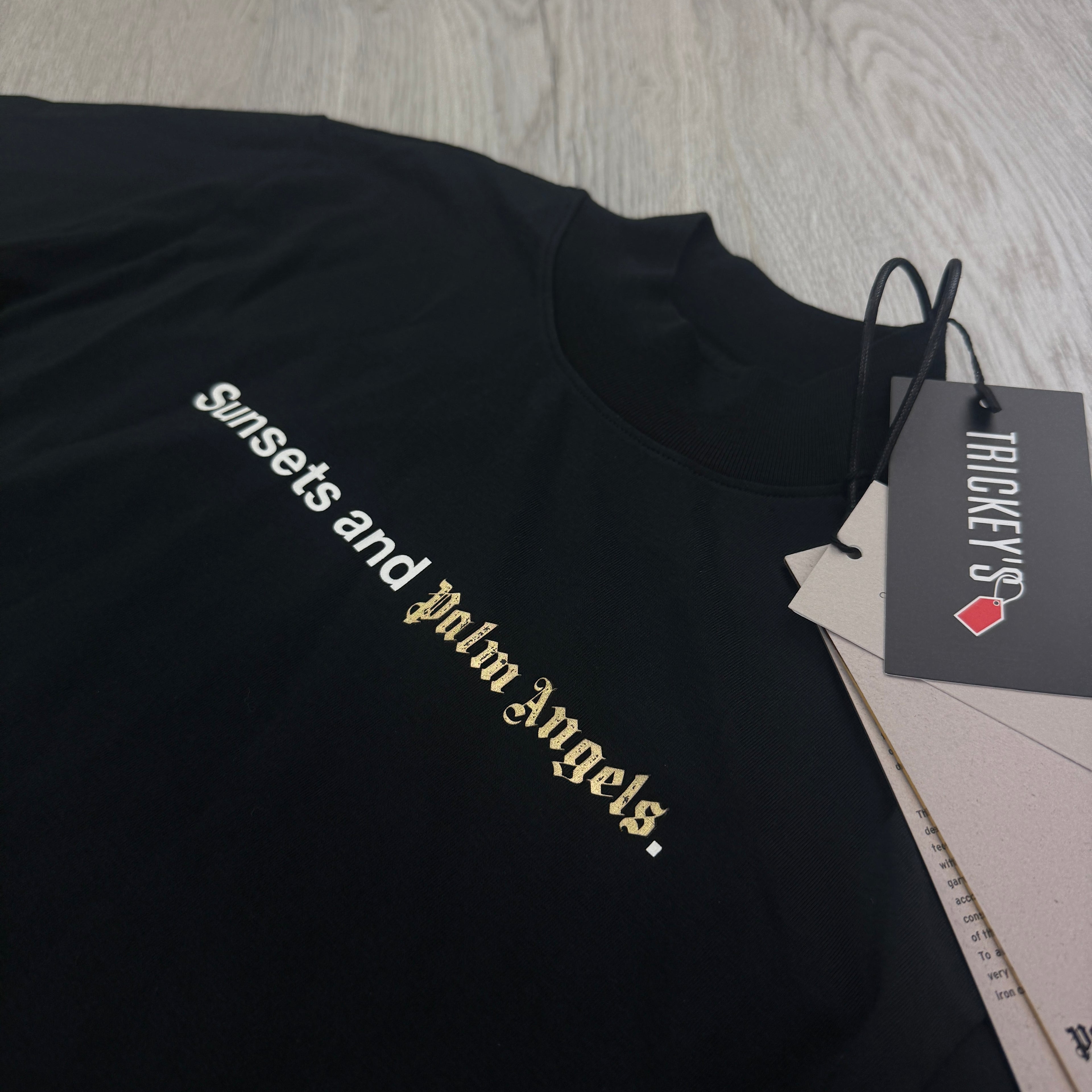 Palm Angels Women’s Black Cropped ‘Sunset & Palm Angels’ Top