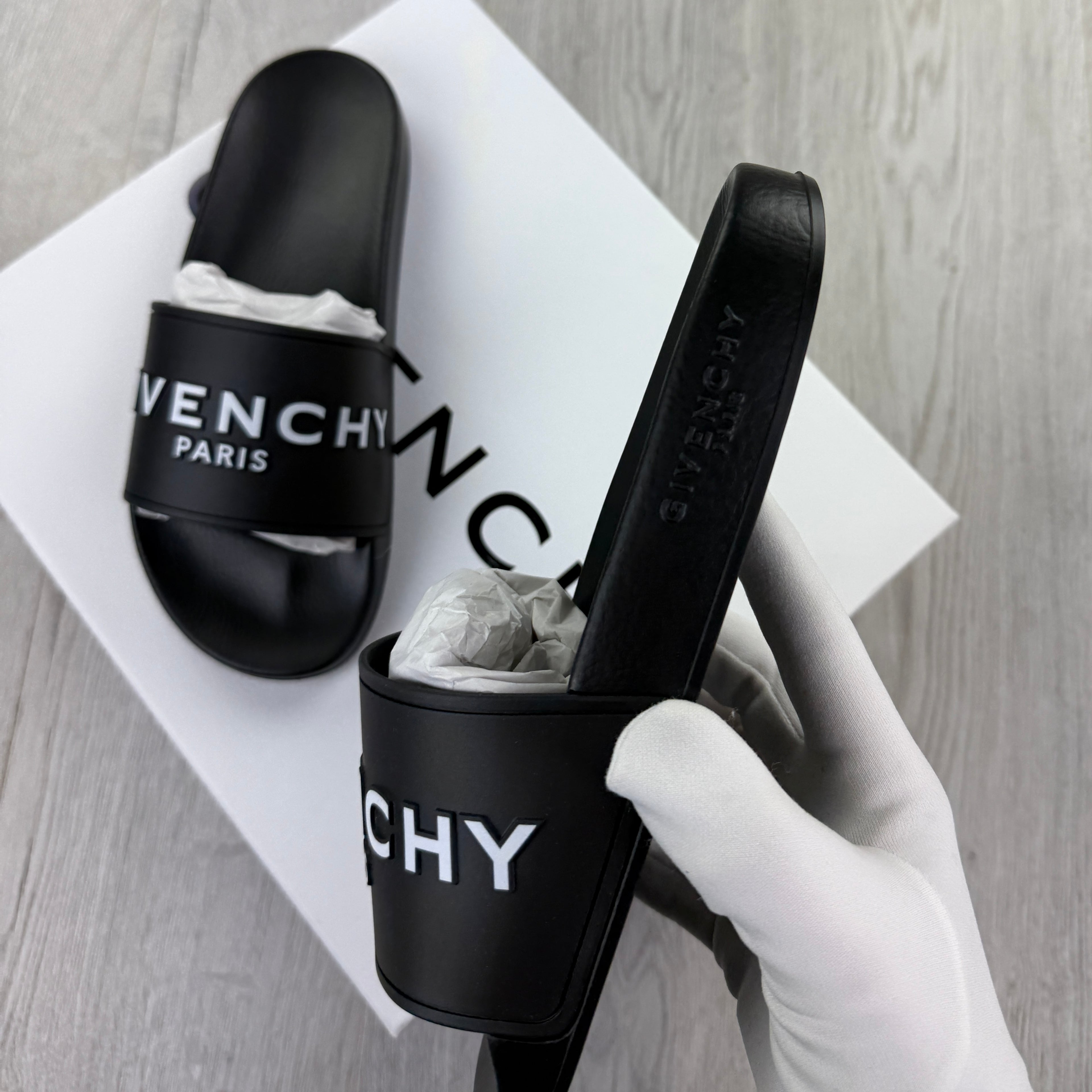 Givenchy Men’s Black Sliders