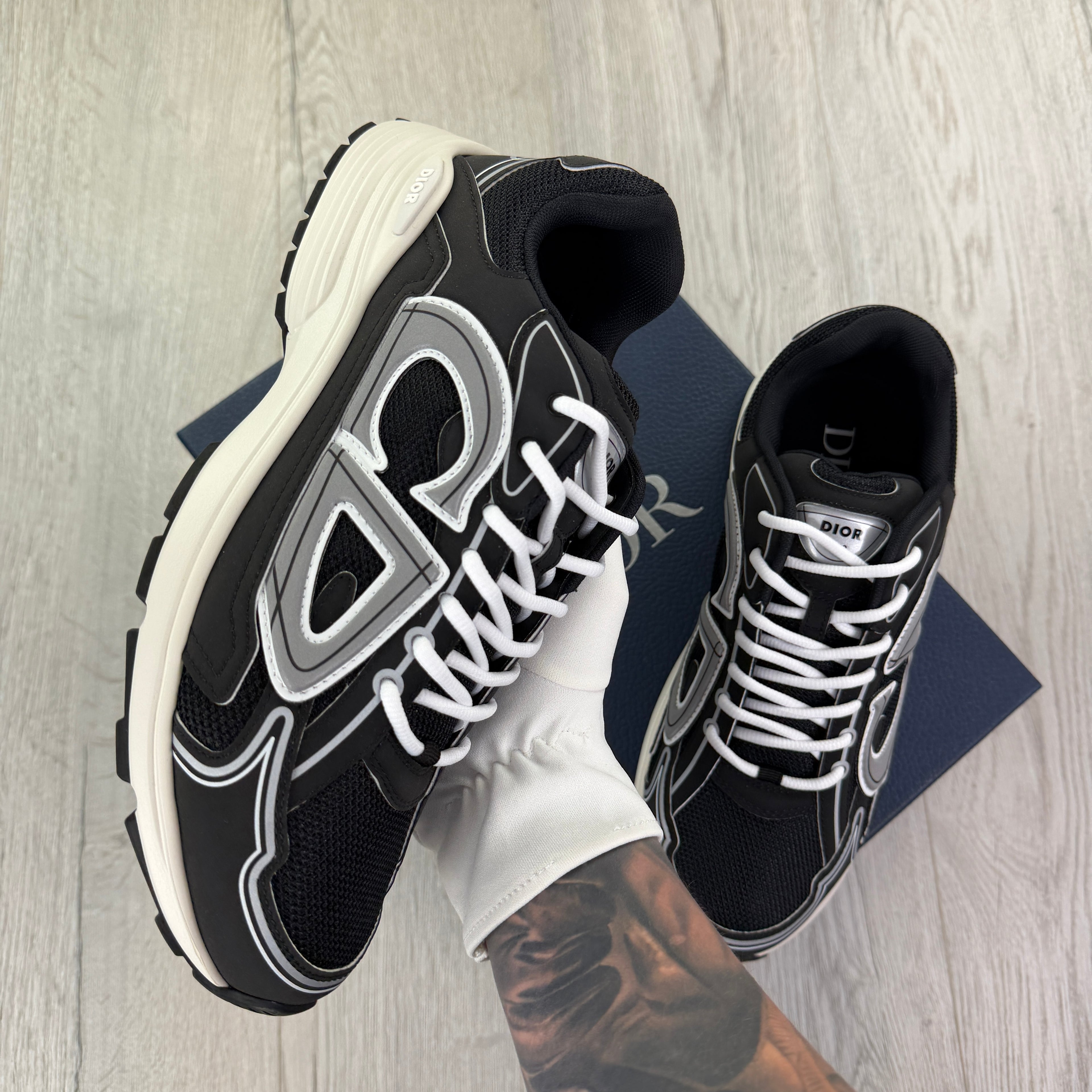 Dior B30 Men’s Black & White Trainers - 43 (Fit Uk 9)