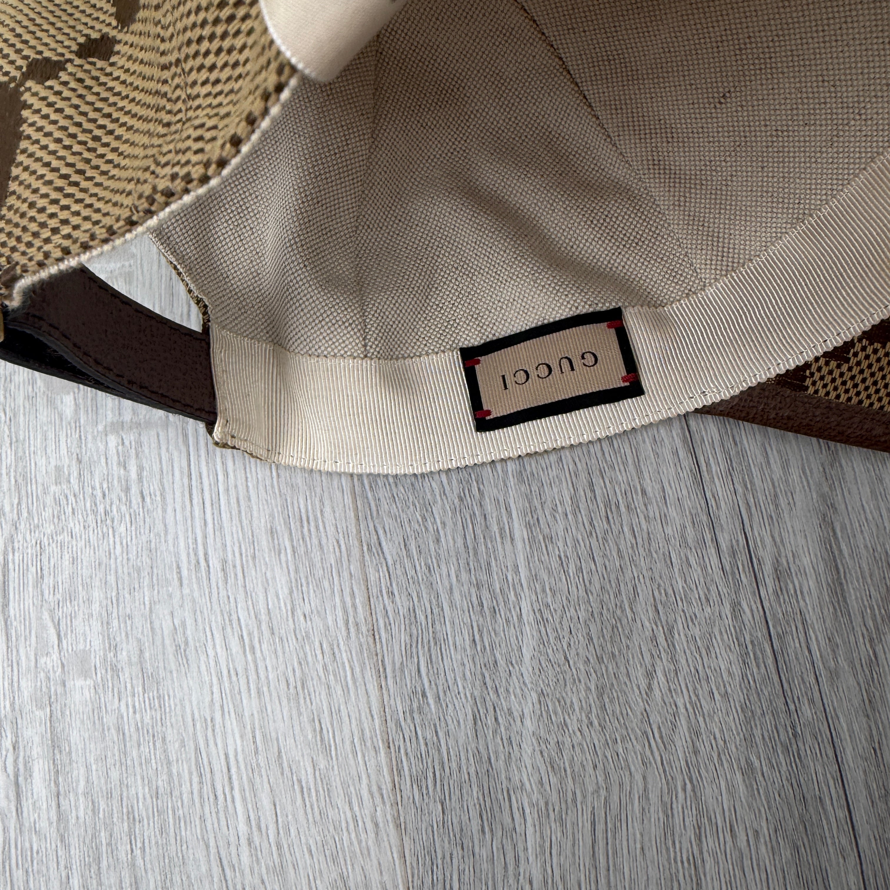 Gucci Women’s Beige GG Interlocking  Baseball Cap - Small
