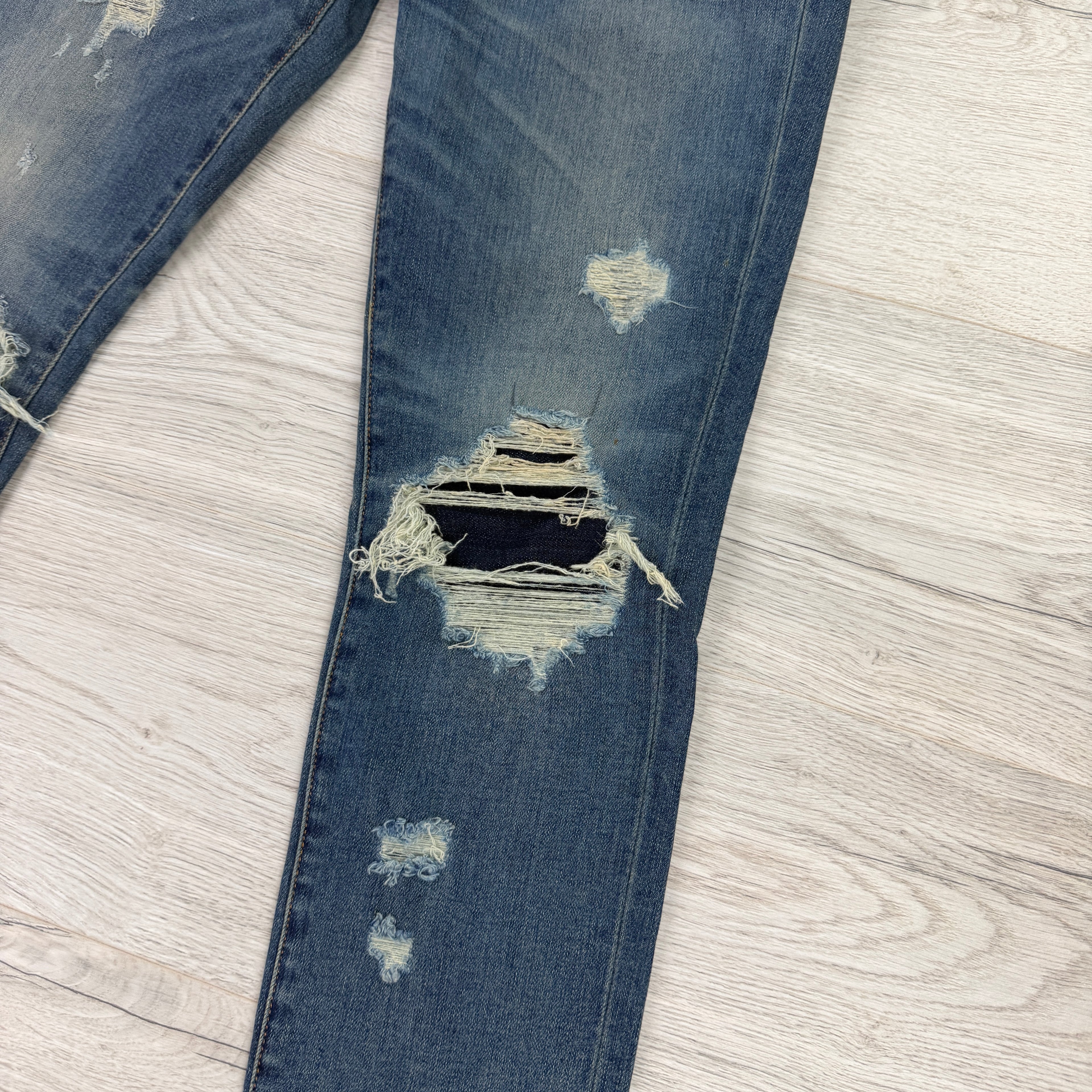 Amiri Men’s Blue MX1 Distressed Ripped Jeans - Uk 30