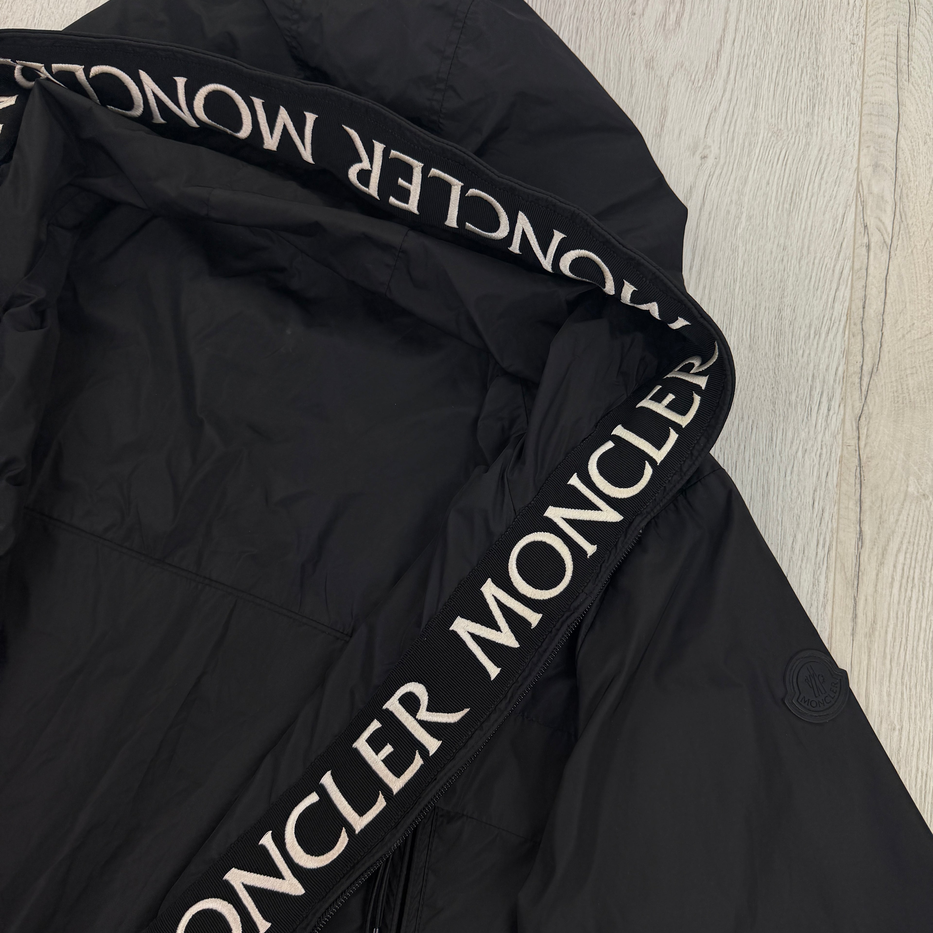 Moncler Massereau Giubbotto Men’s Black Windbreaker Jacket - Size 4