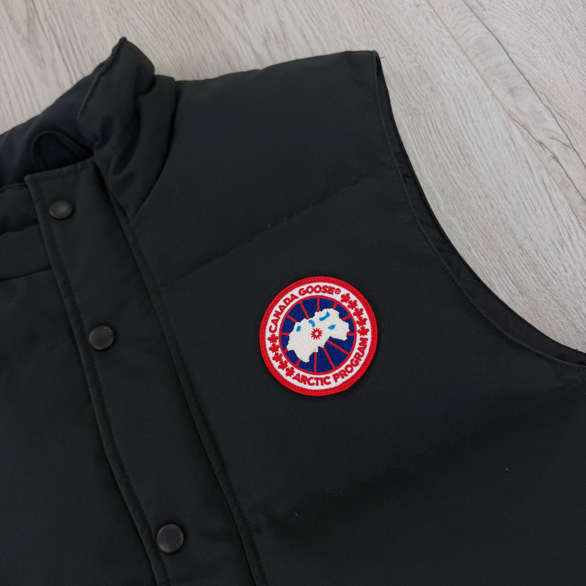 Canada Goose Men’s Black Freestyle Bodywarmer - Small