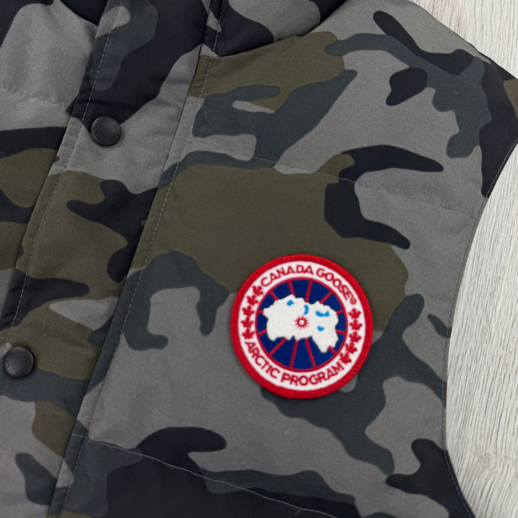 Canada Goose Men’s Camo Bodywarmer - Small