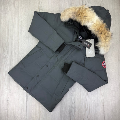Canada Goose Men’s Graphite Carson Parka Jacket With Fur - Small