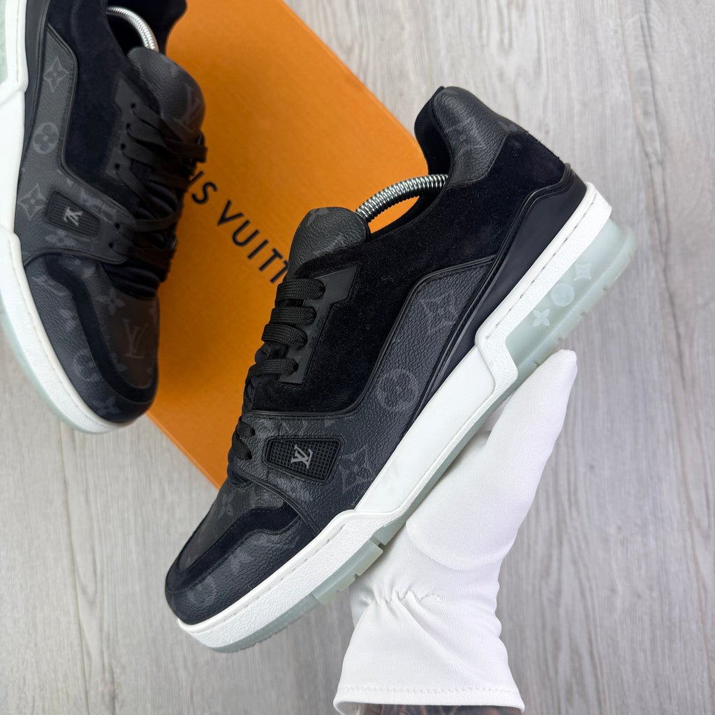 Louis Vuitton Men’s Black Low Trainers - Uk 10 (Fit 11)