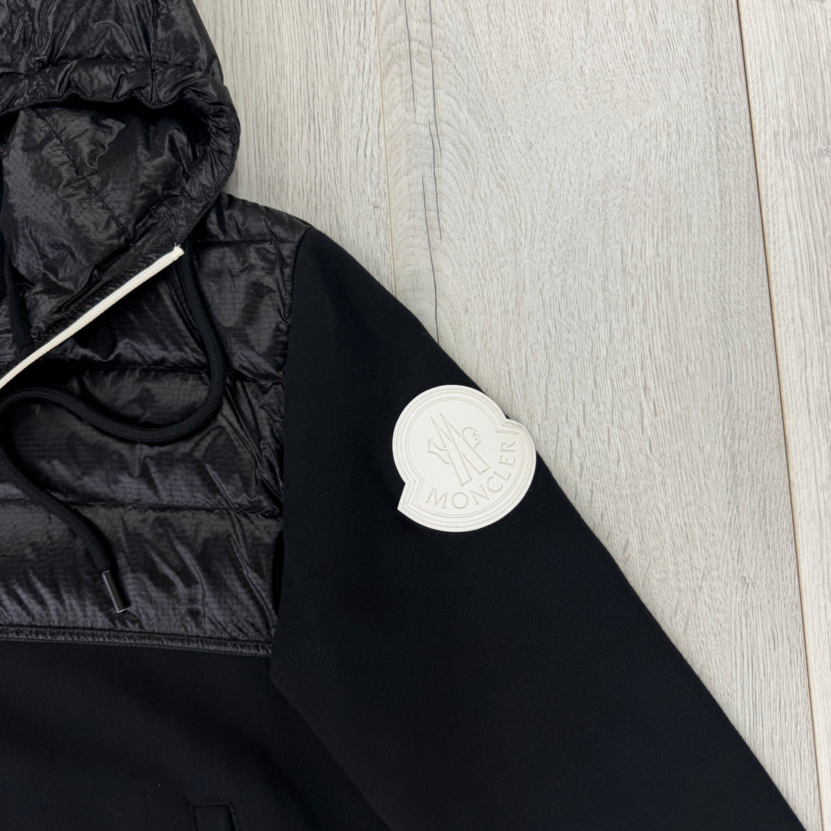 Moncler Men’s Black Hoodie / Maglia Cardigan - XL Slim