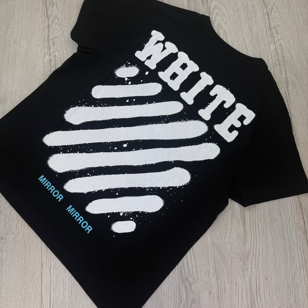 Off White Men’s Black T-shirt Sprayed Arrow Logo - XS Oversized