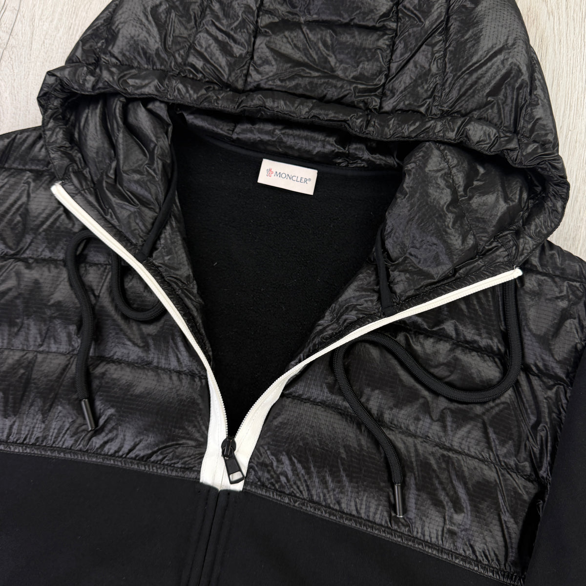 Moncler Men’s Black Hoodie / Maglia Cardigan - XL Slim