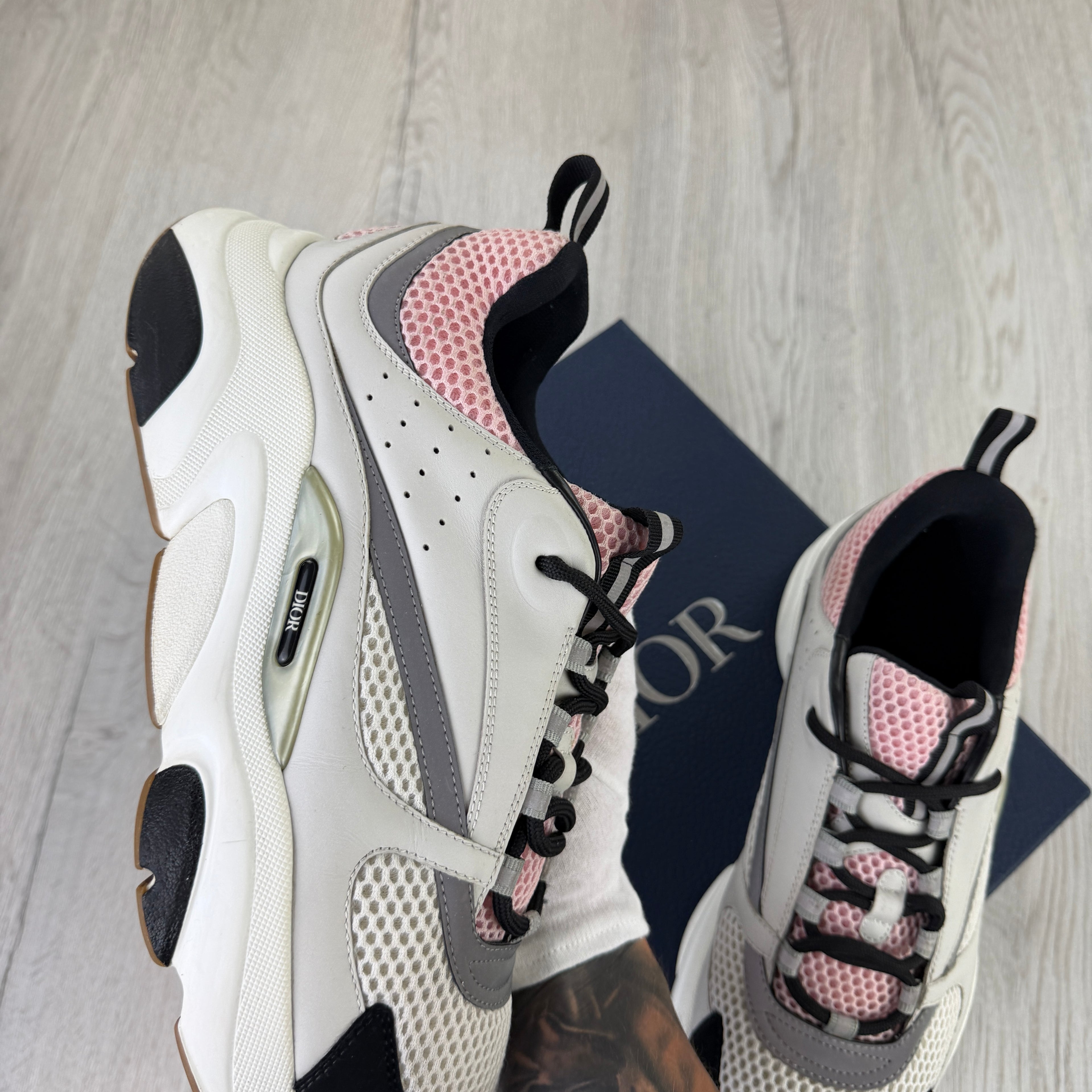 Dior B22 Men’s Pink Grey & White Trainers - 45 (Uk 10/10.5)