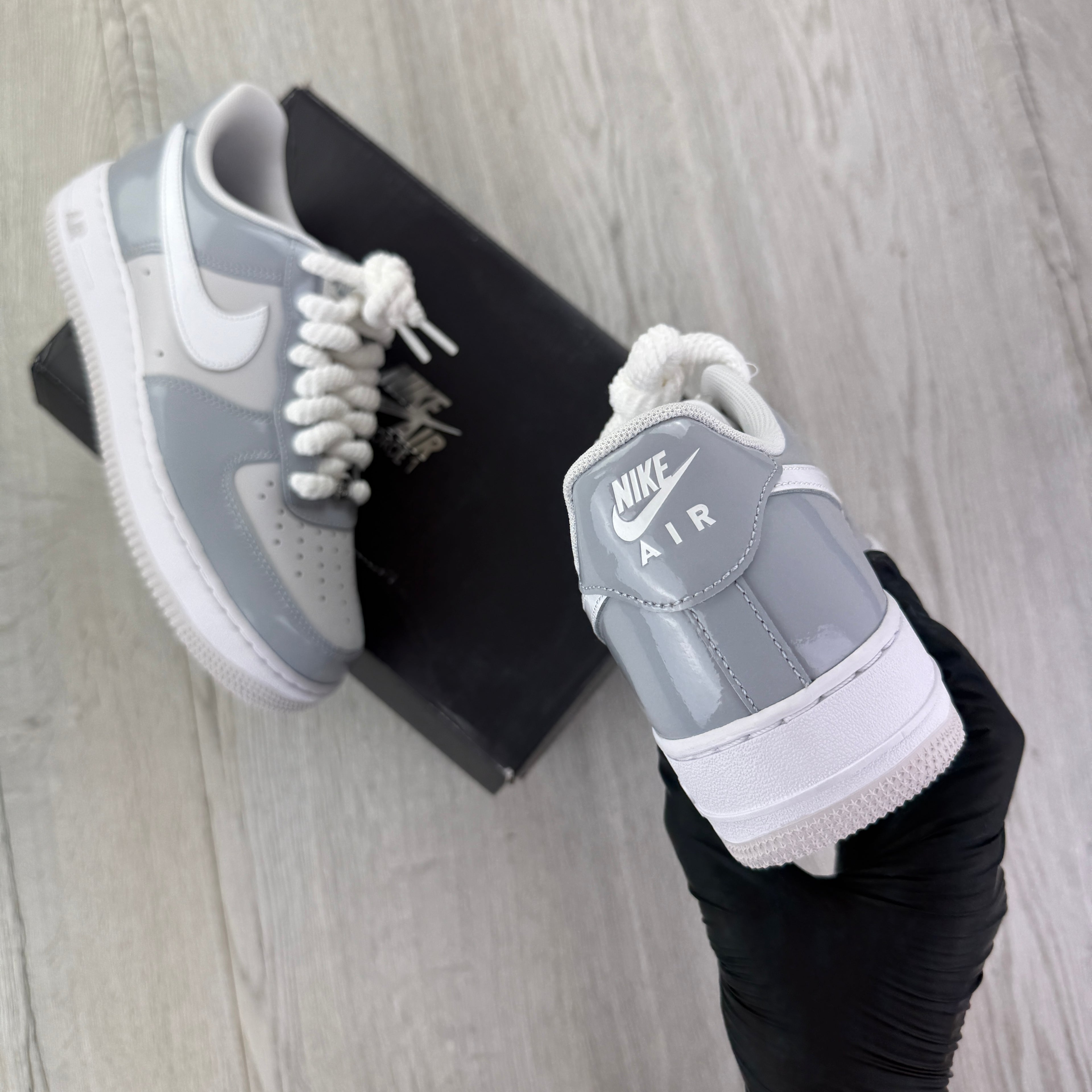 Nike Men’s Air Force 1 ‘07 LV8 Wolf Grey Trainers - Uk 7