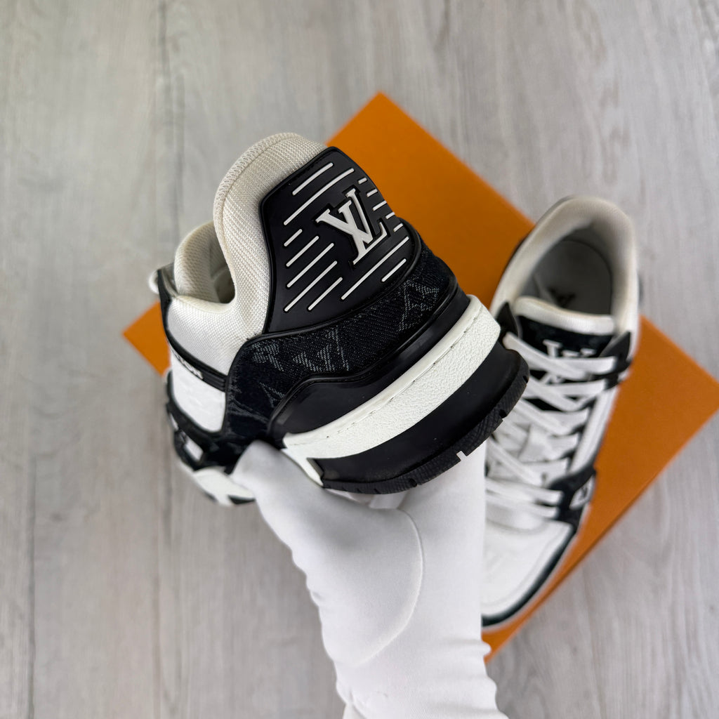 Louis Vuitton Men’s Black & White Low Trainers - Uk 6.5 (Fit 7.5)