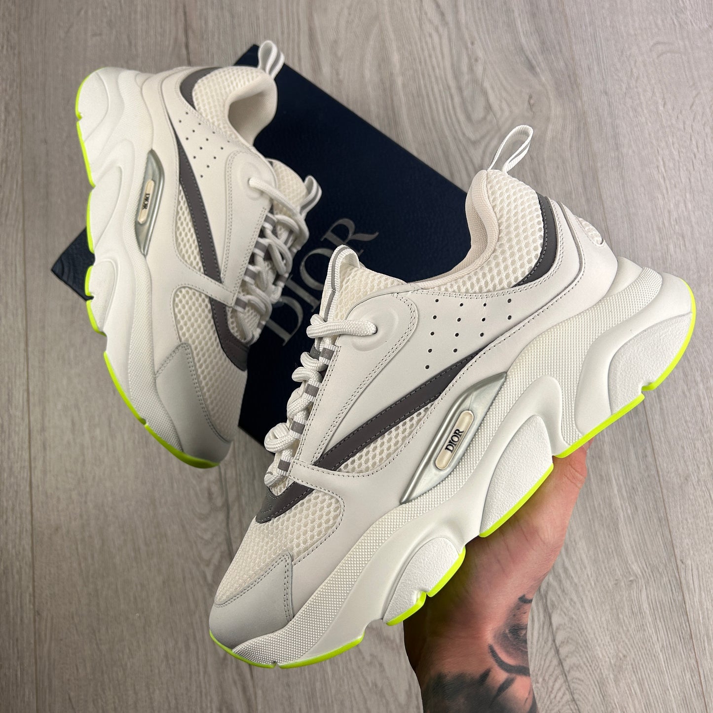 Dior B22 White & Fluo Green Bottom Runners - 43 (Fit Uk 8.5)