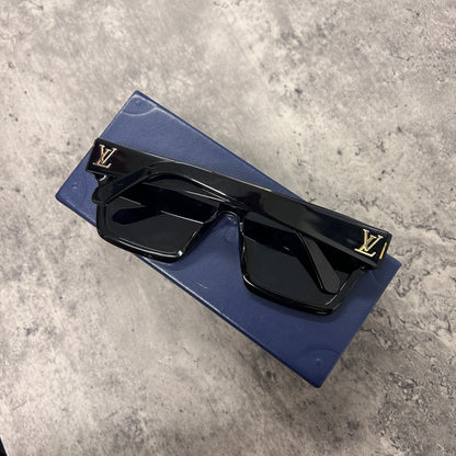 Louis Vuitton Men’s 1.1 Evidence Black & Gold Sunglasses