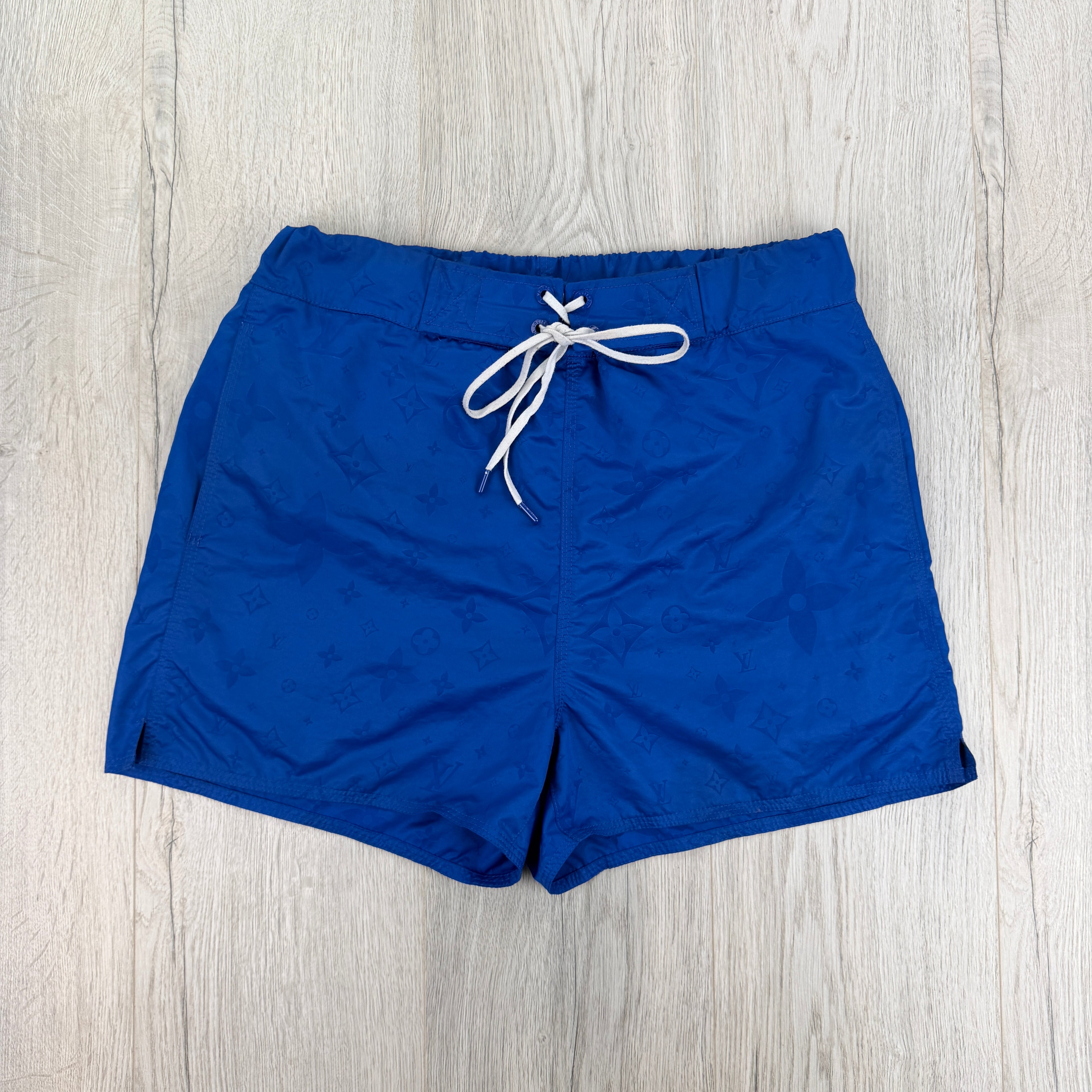Louis Vuitton Men’s Knit Blue T-shirt & Swim Shorts Set - Medium