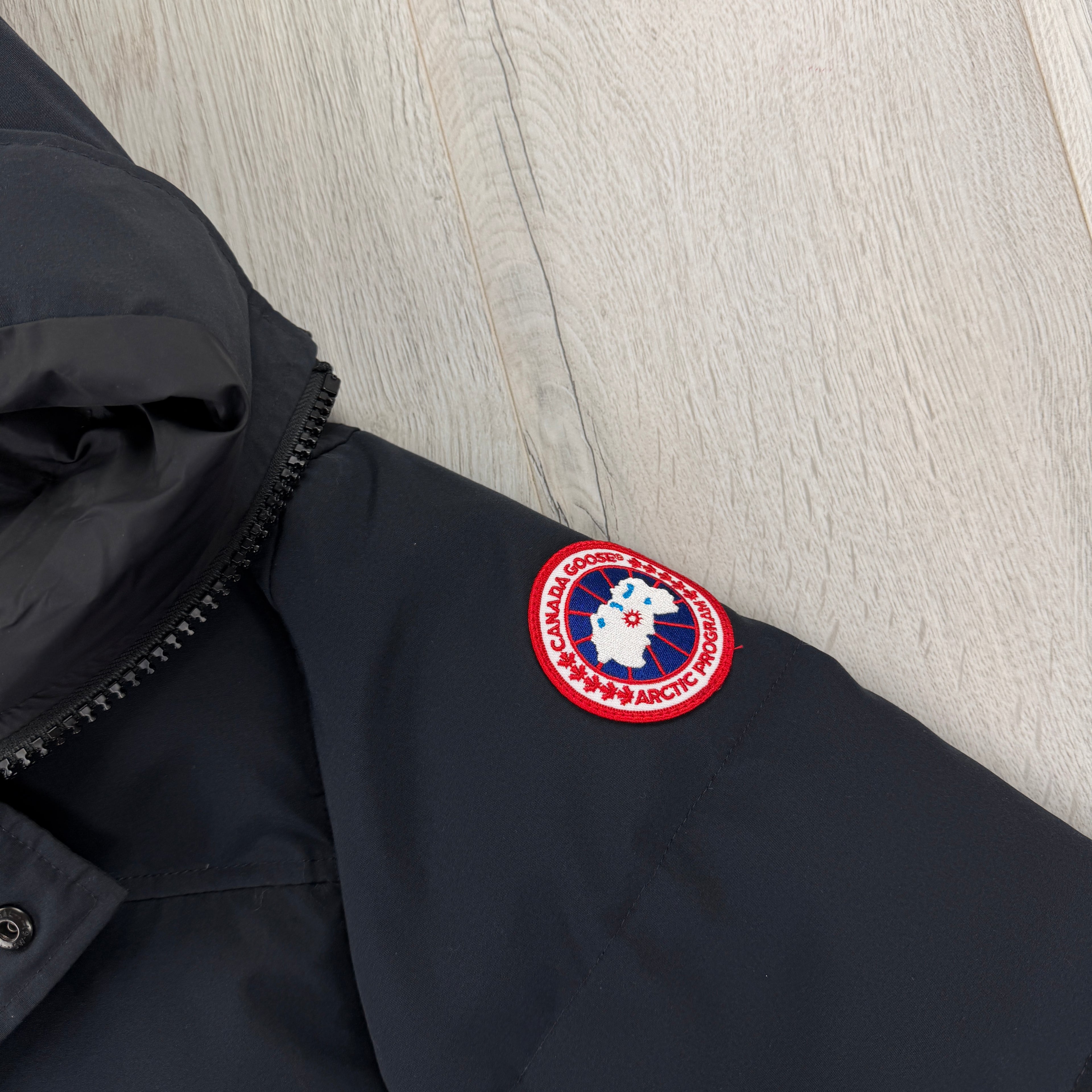 Canada Goose Men’s Navy MacMillan Down Jacket - Small