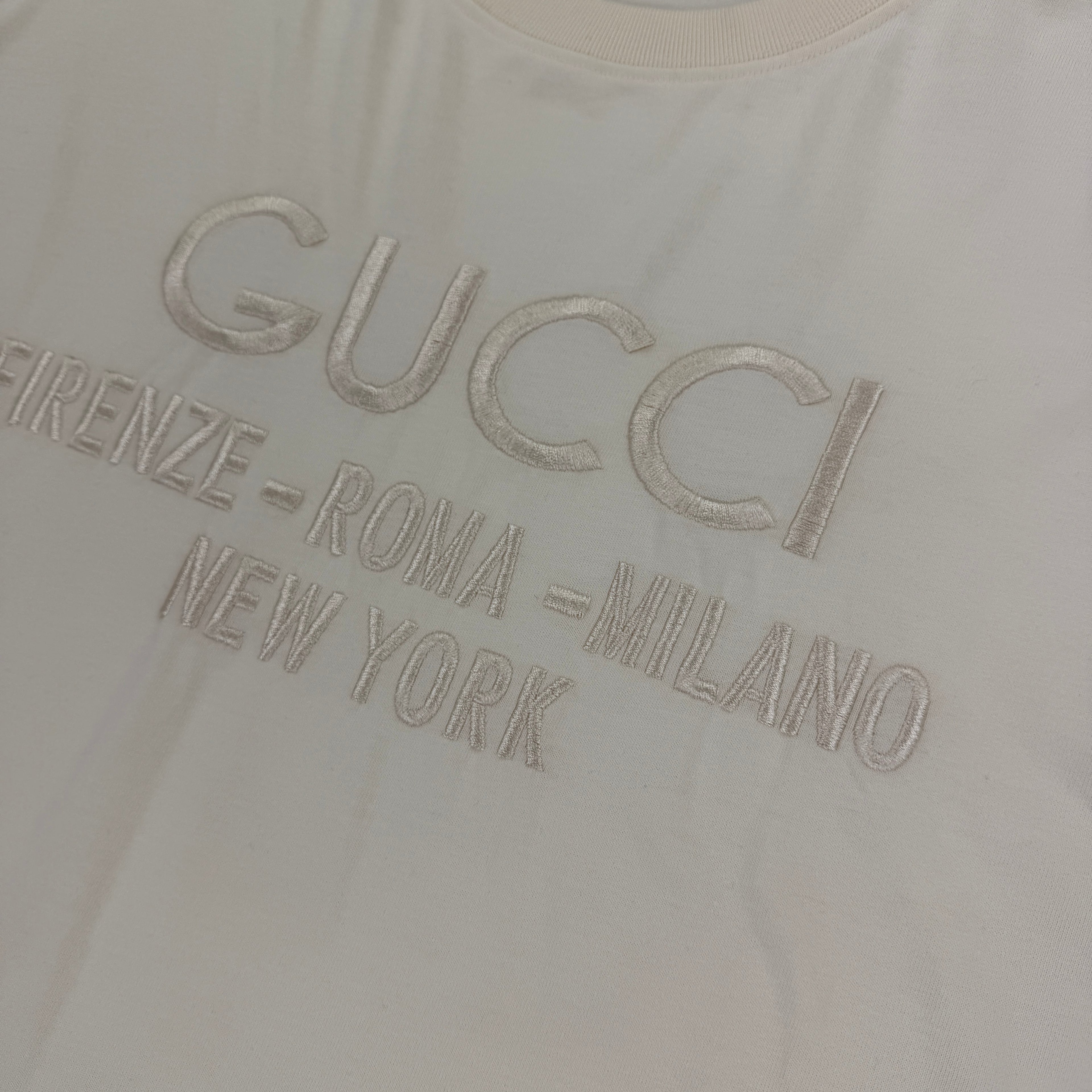 Gucci Men’s Beige T-shirt - Medium