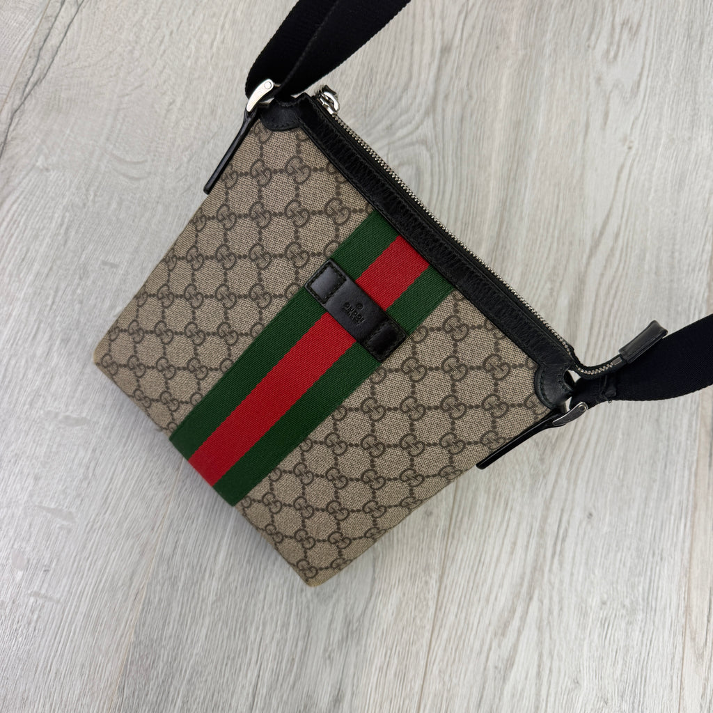 Gucci Men’s Flat GG Supreme Web Beige Messenger Bag